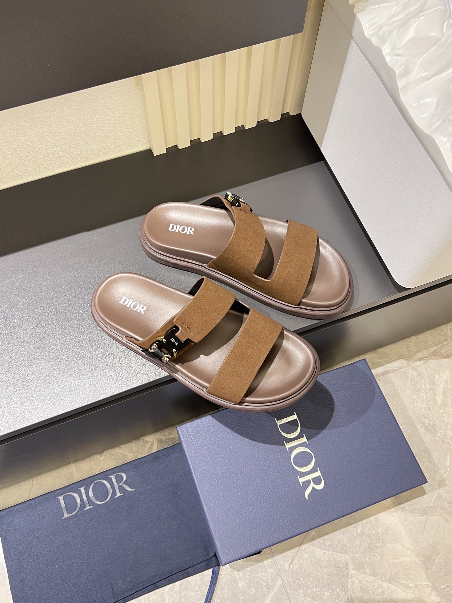 Dior shoe