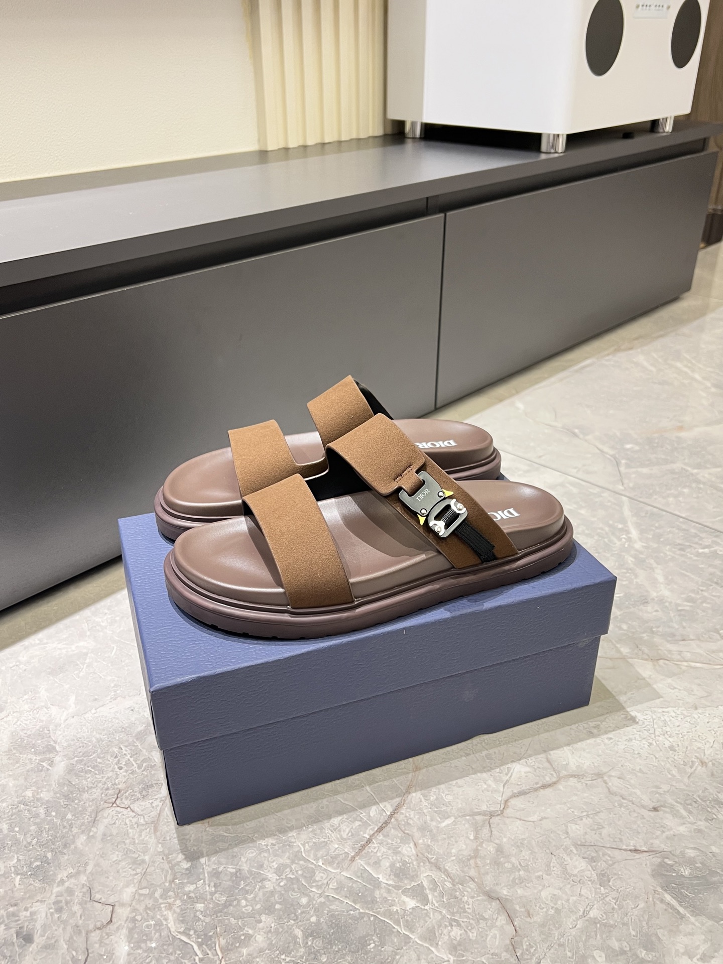 Dior shoe