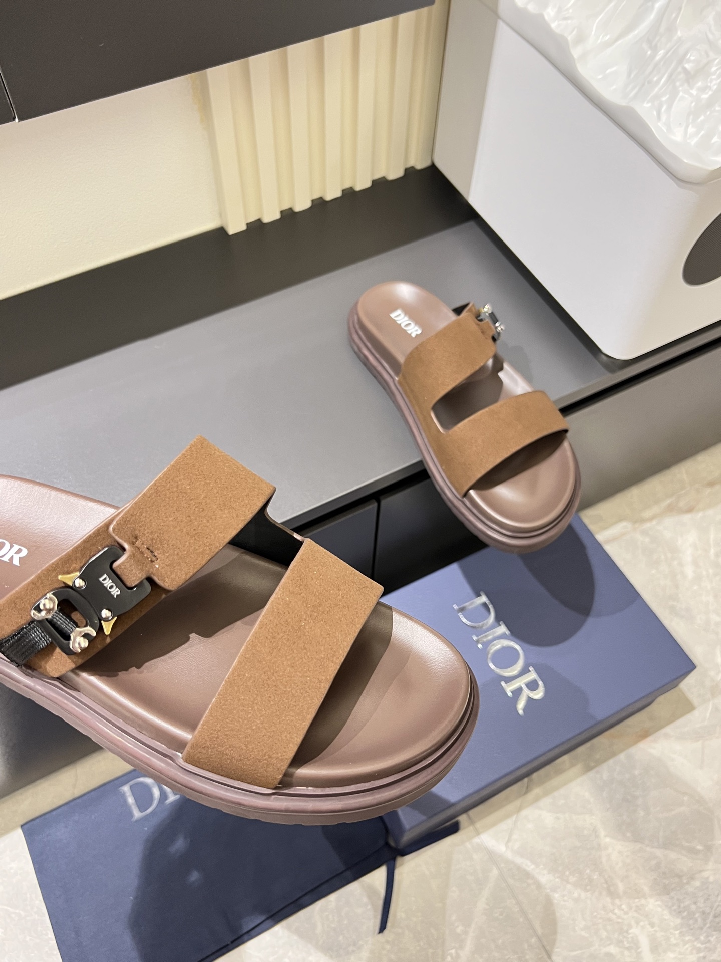 Dior shoe