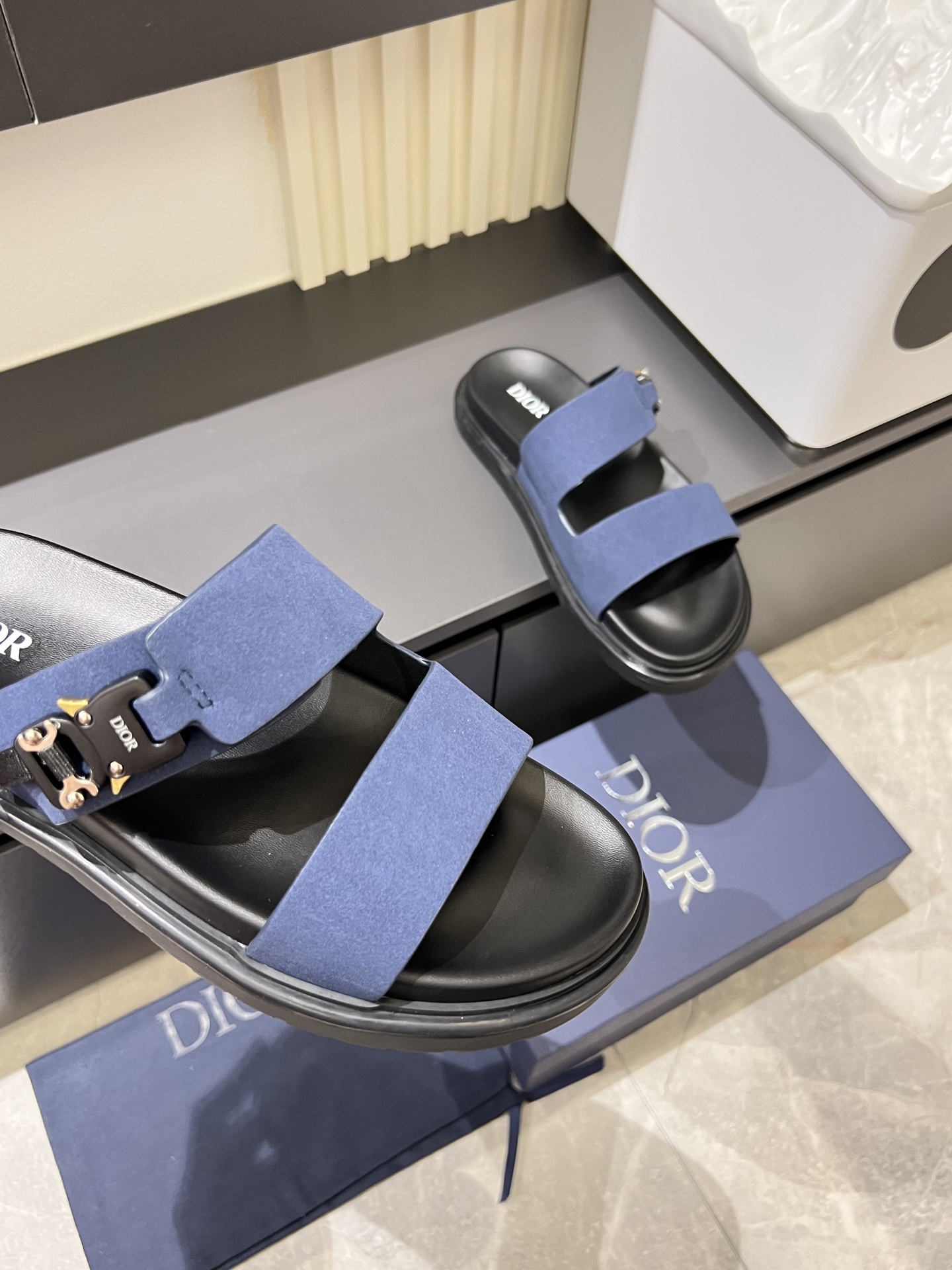 Dior shoe