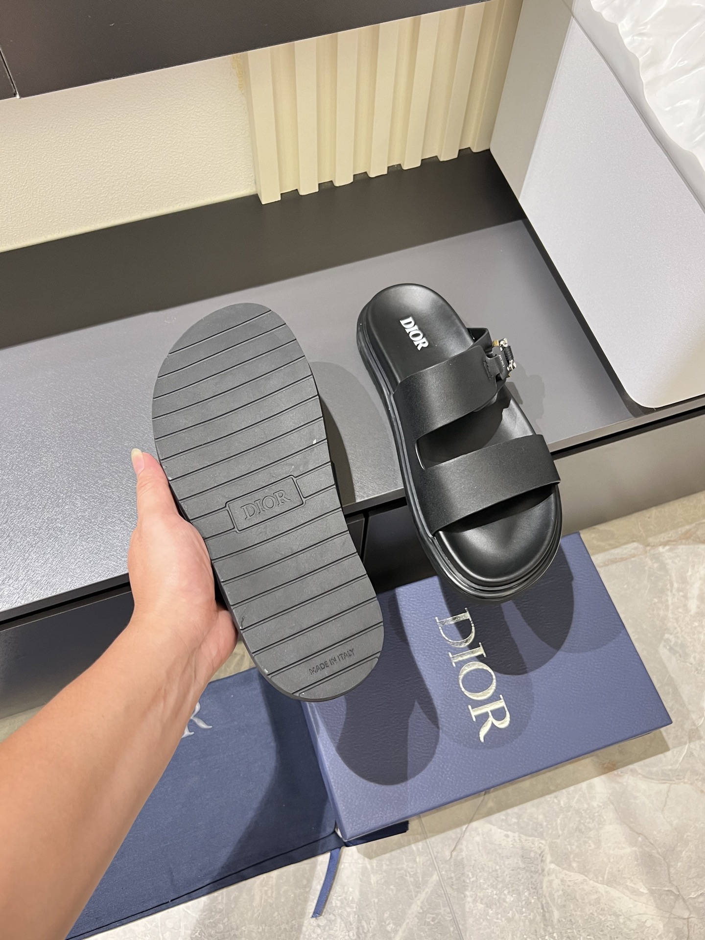 Dior shoe