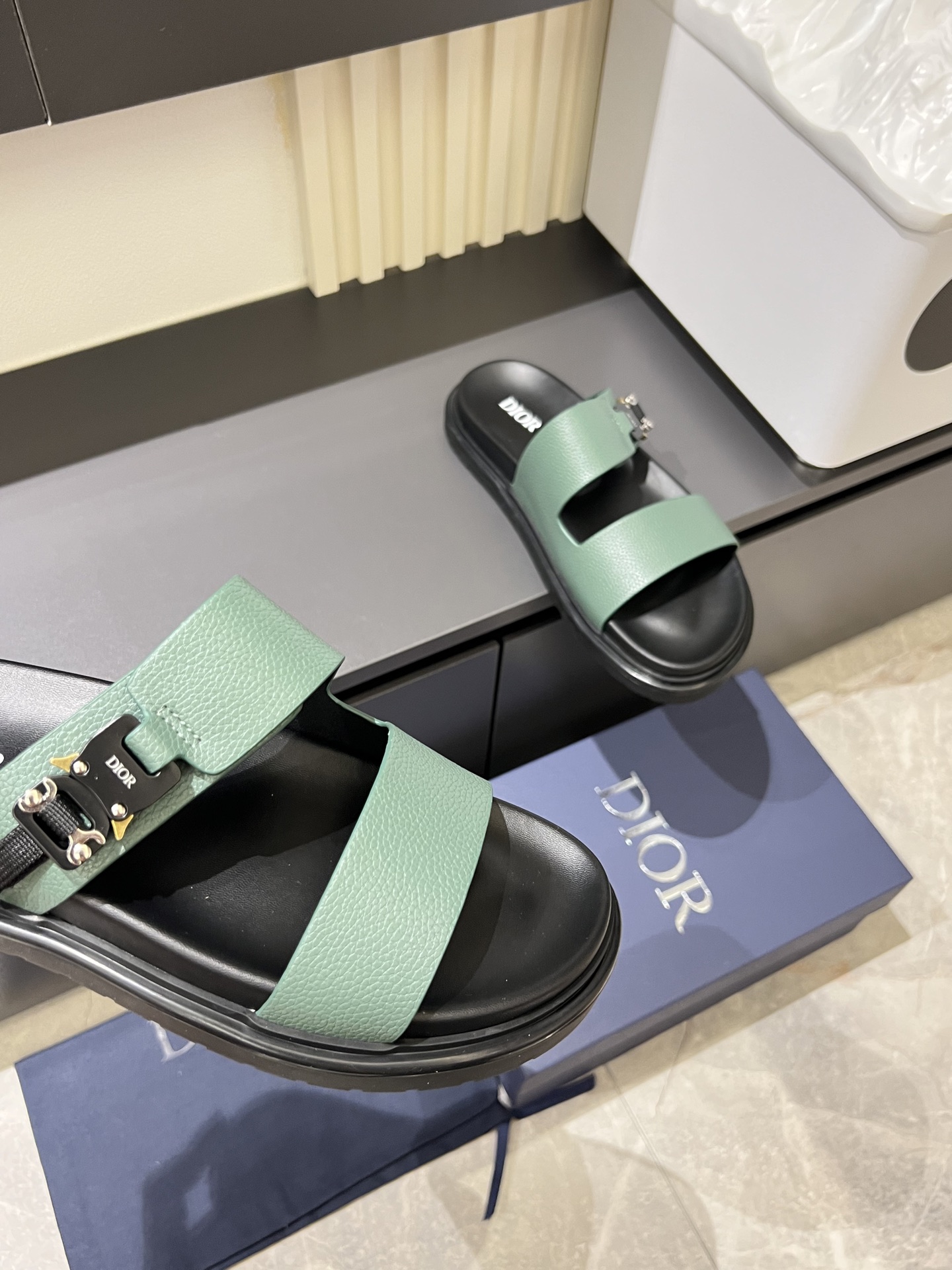 Dior shoe