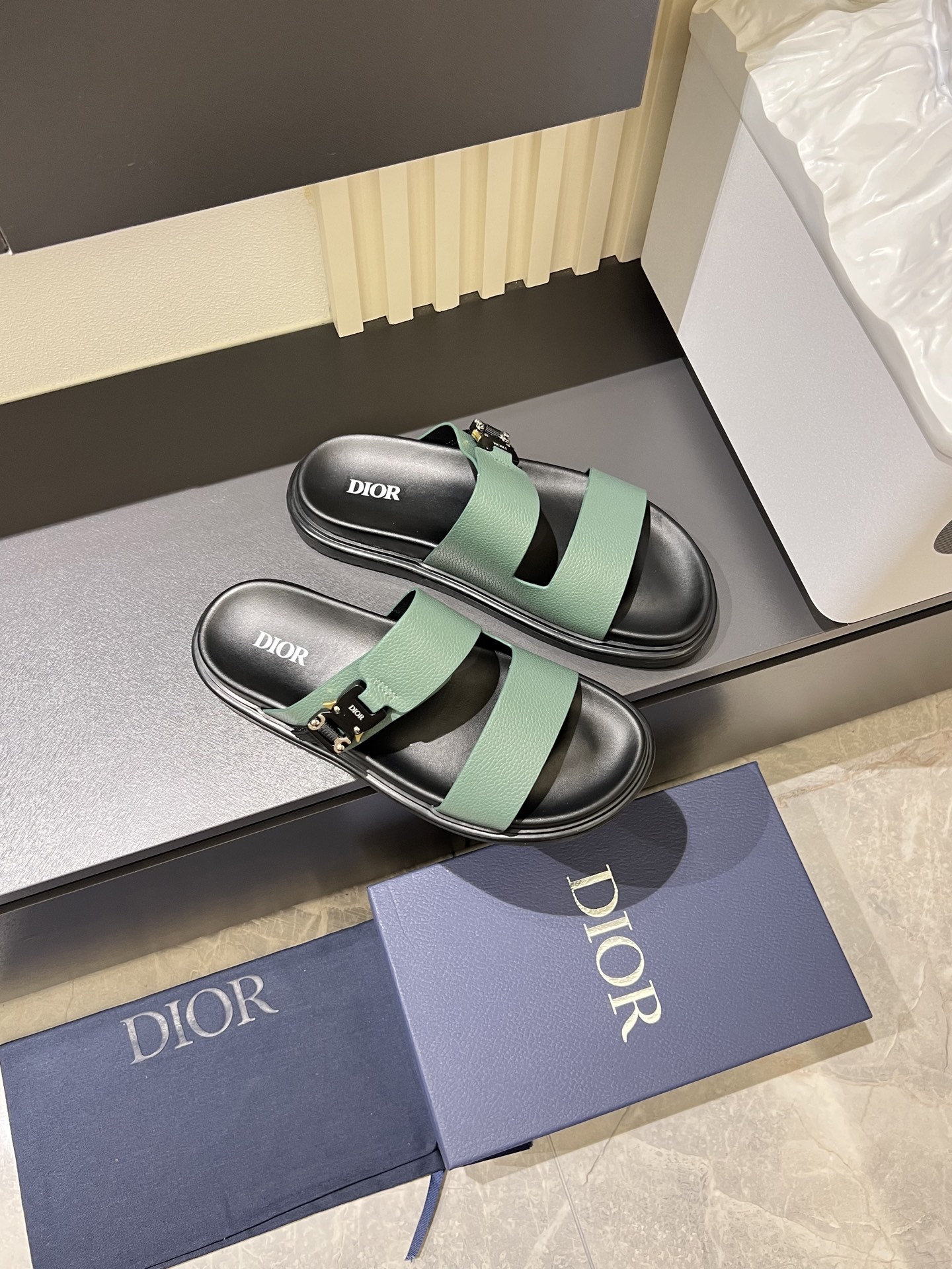 Dior shoe