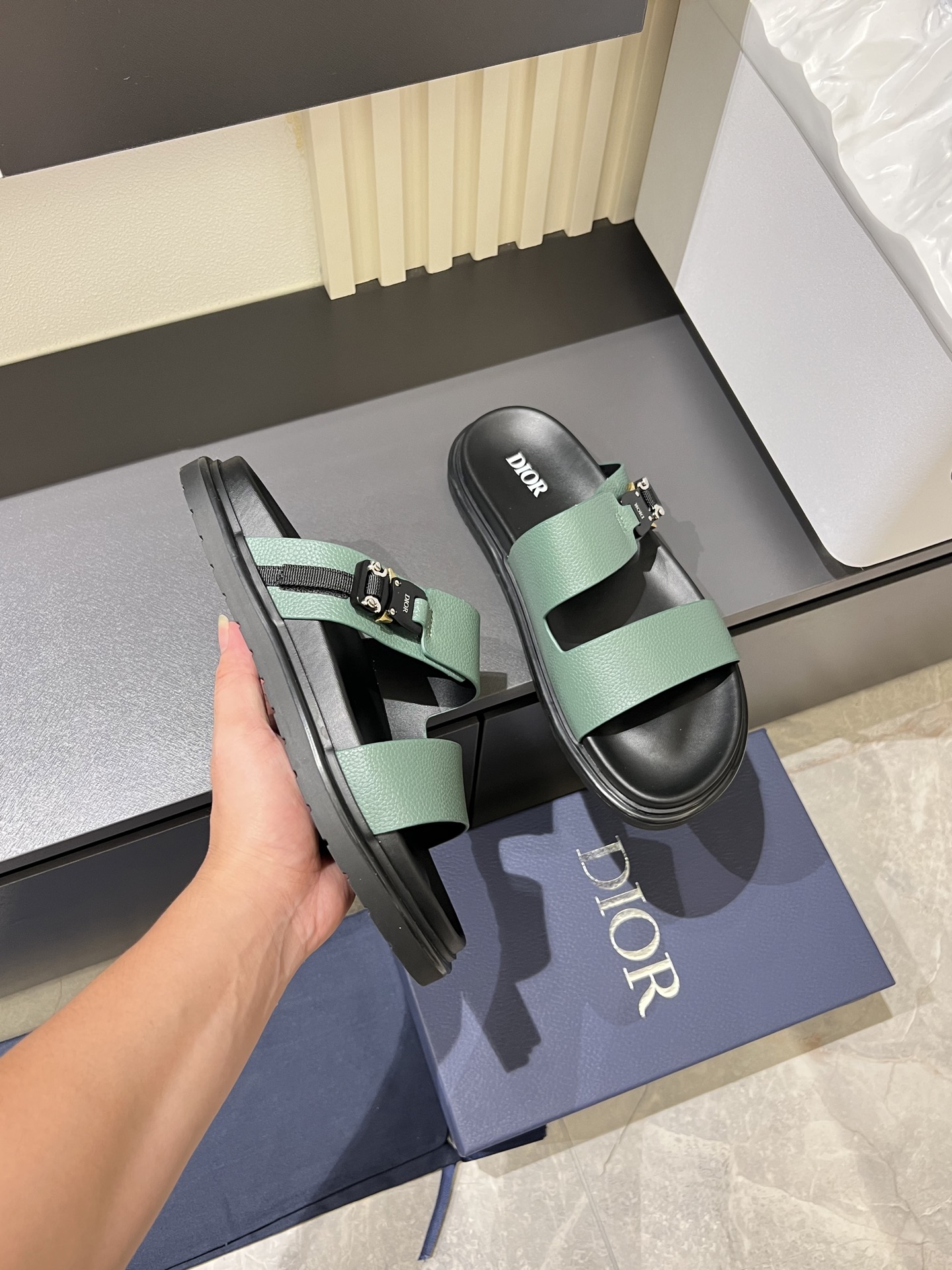 Dior shoe