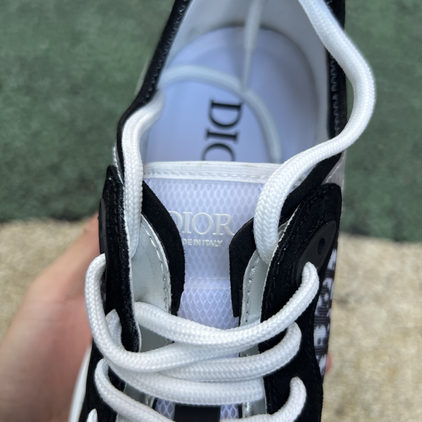 Dior