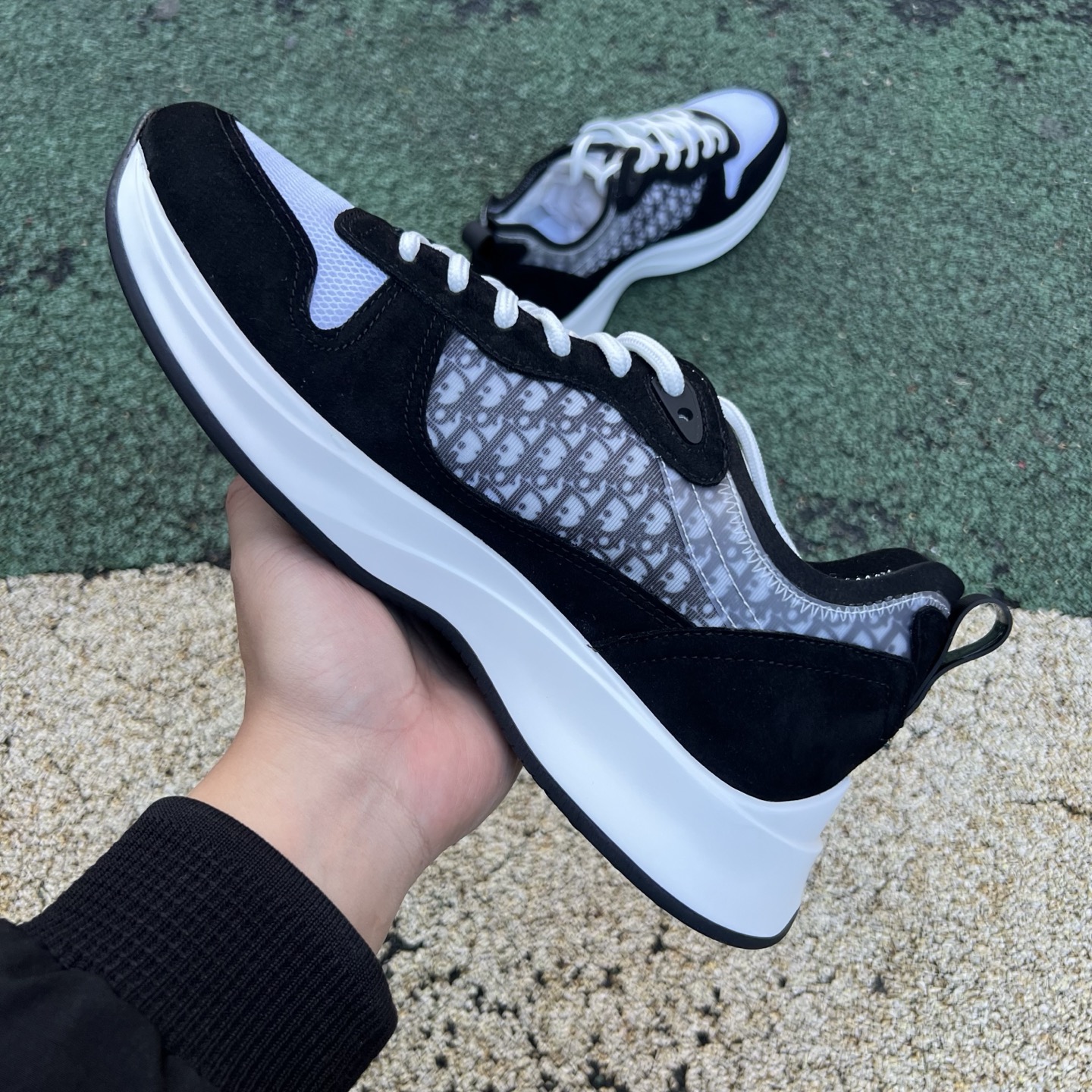 Dior