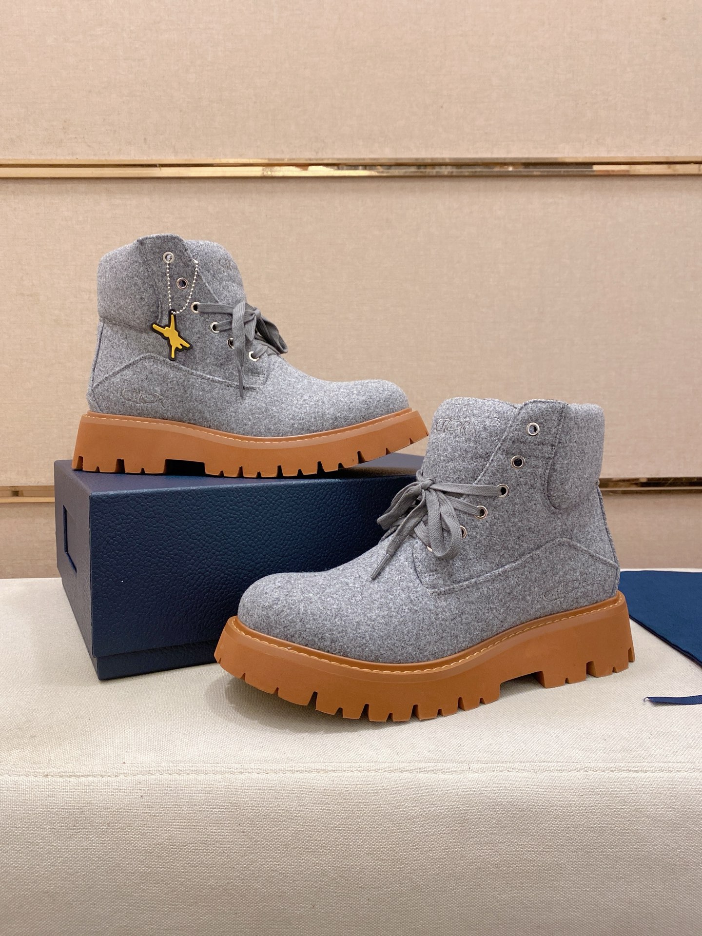 Dior shoe