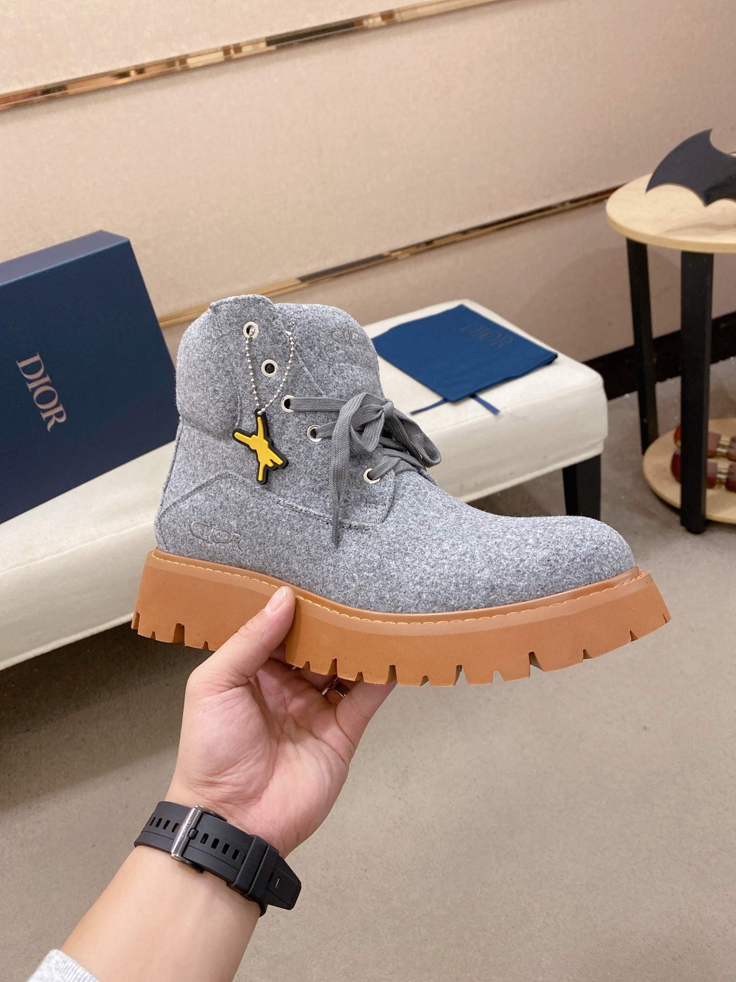 Dior shoe