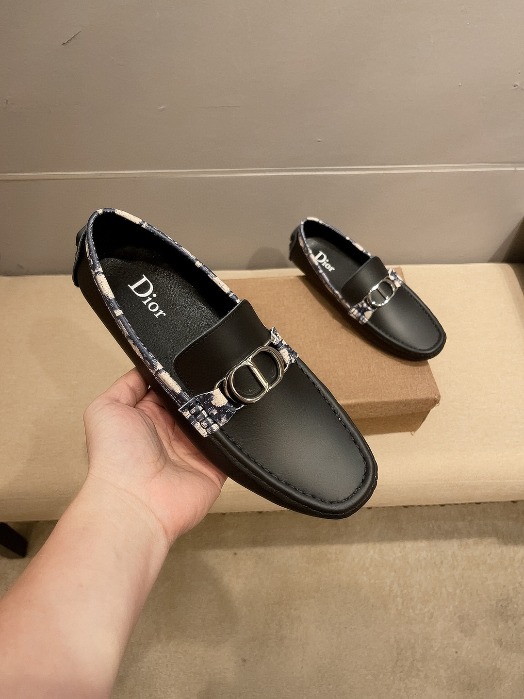 Dior shoe