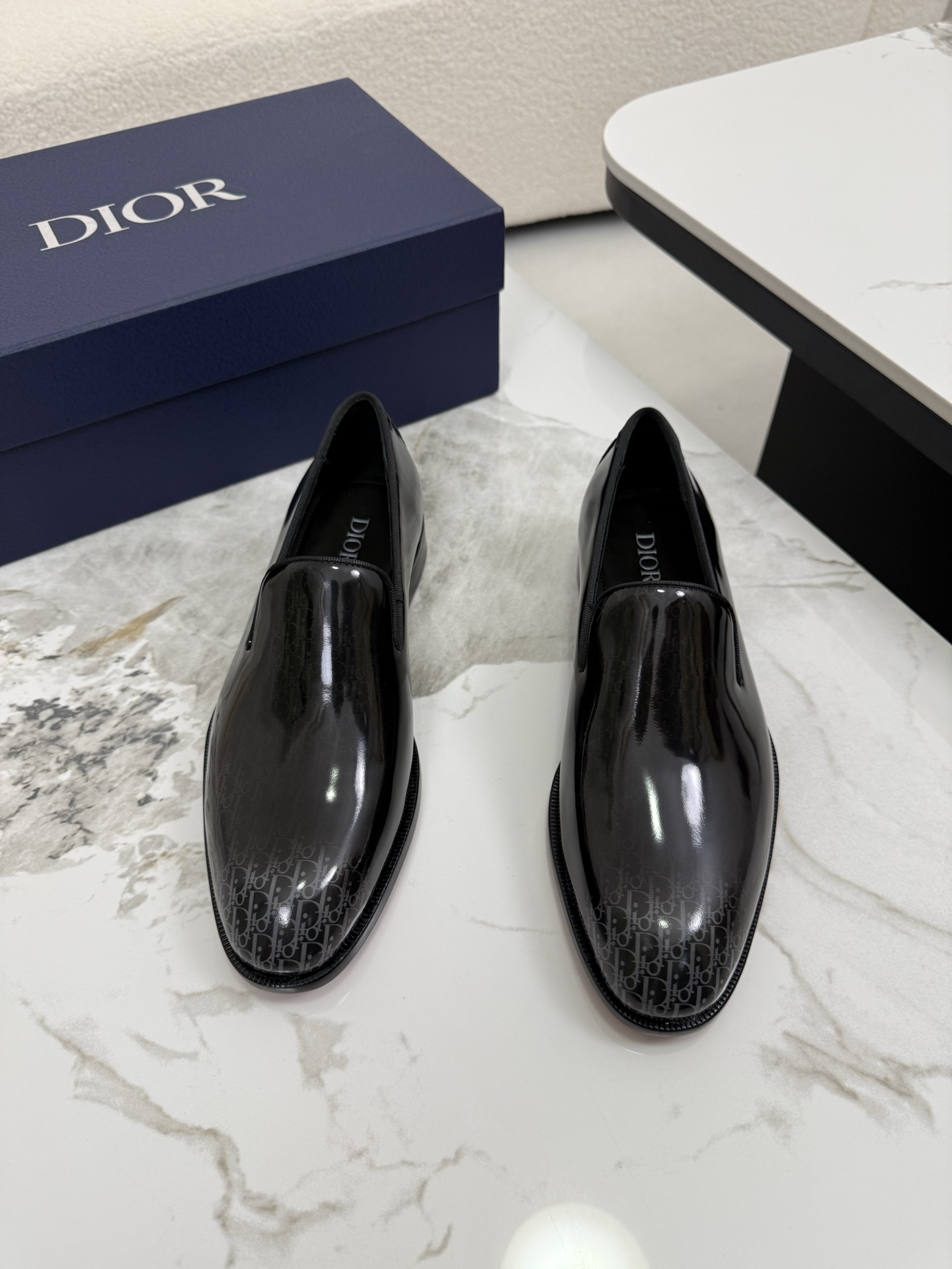 Dior shoe
