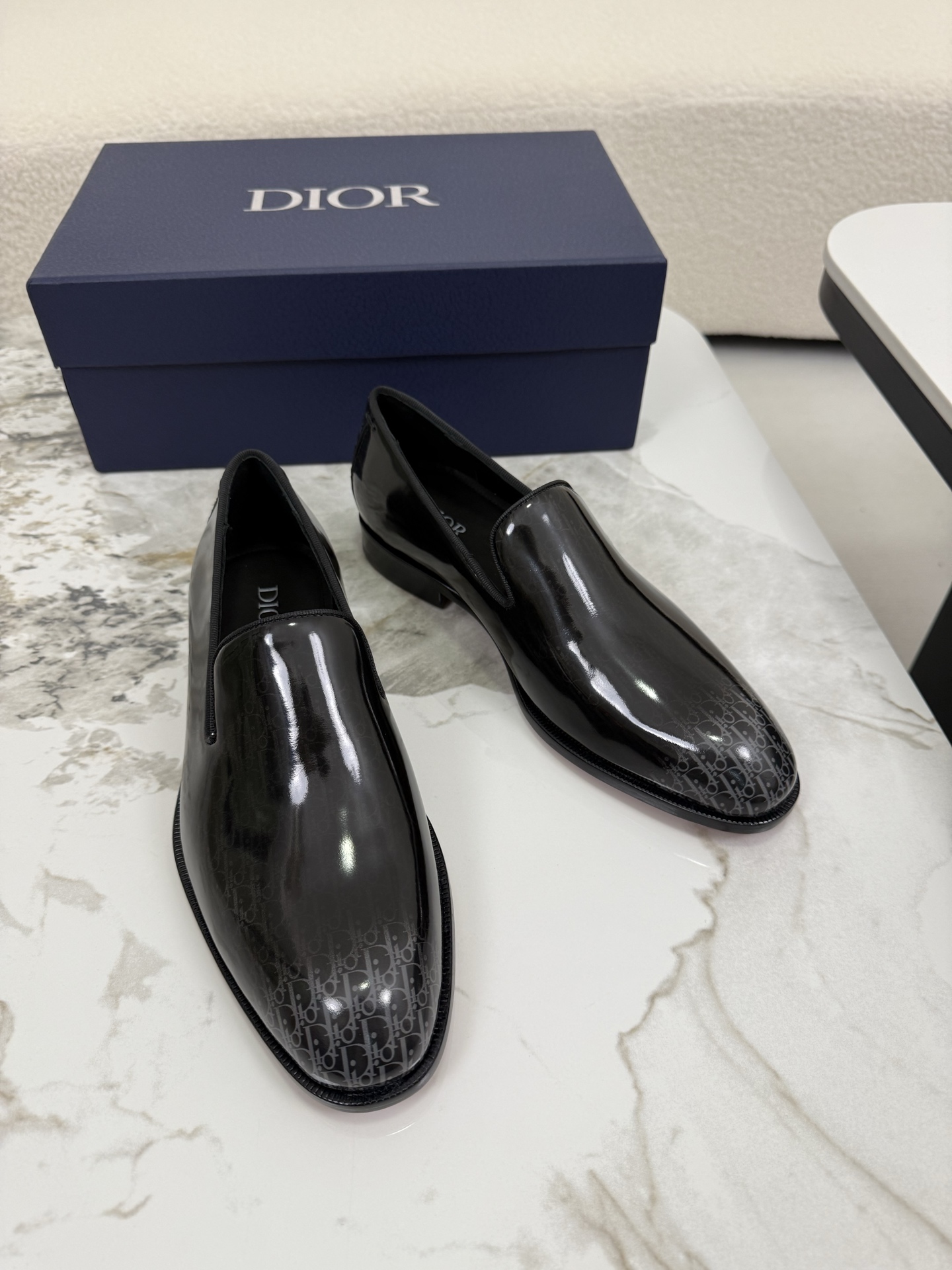 Dior shoe