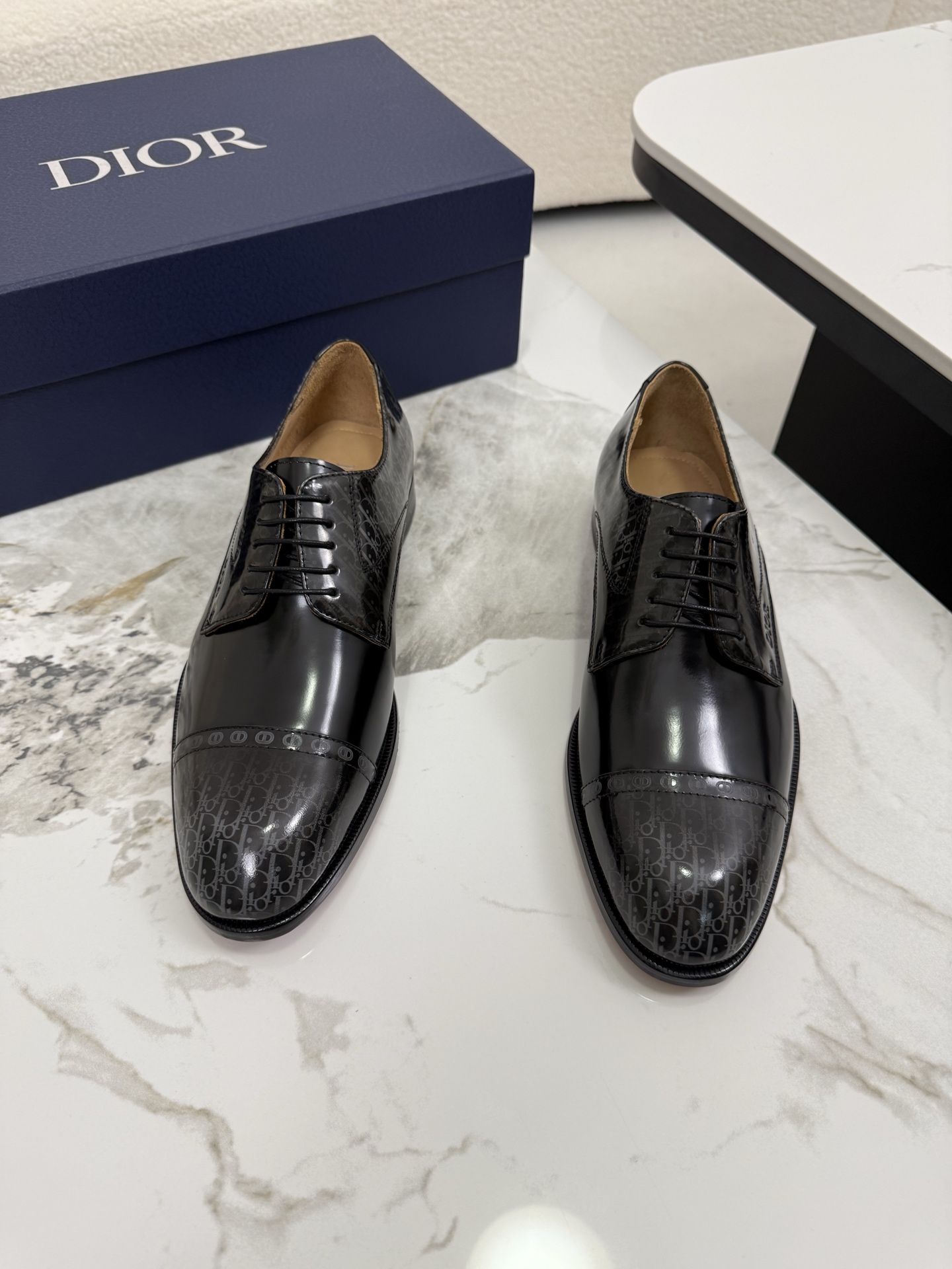 Dior shoe