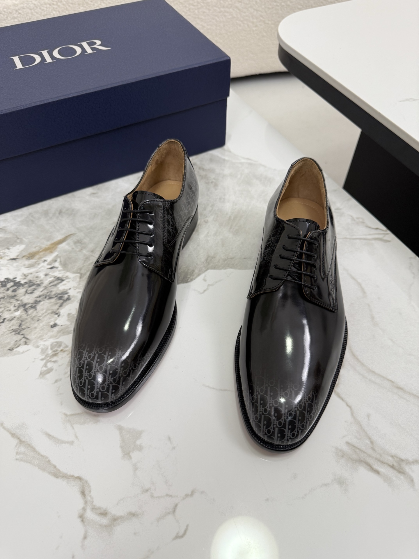 Dior shoe