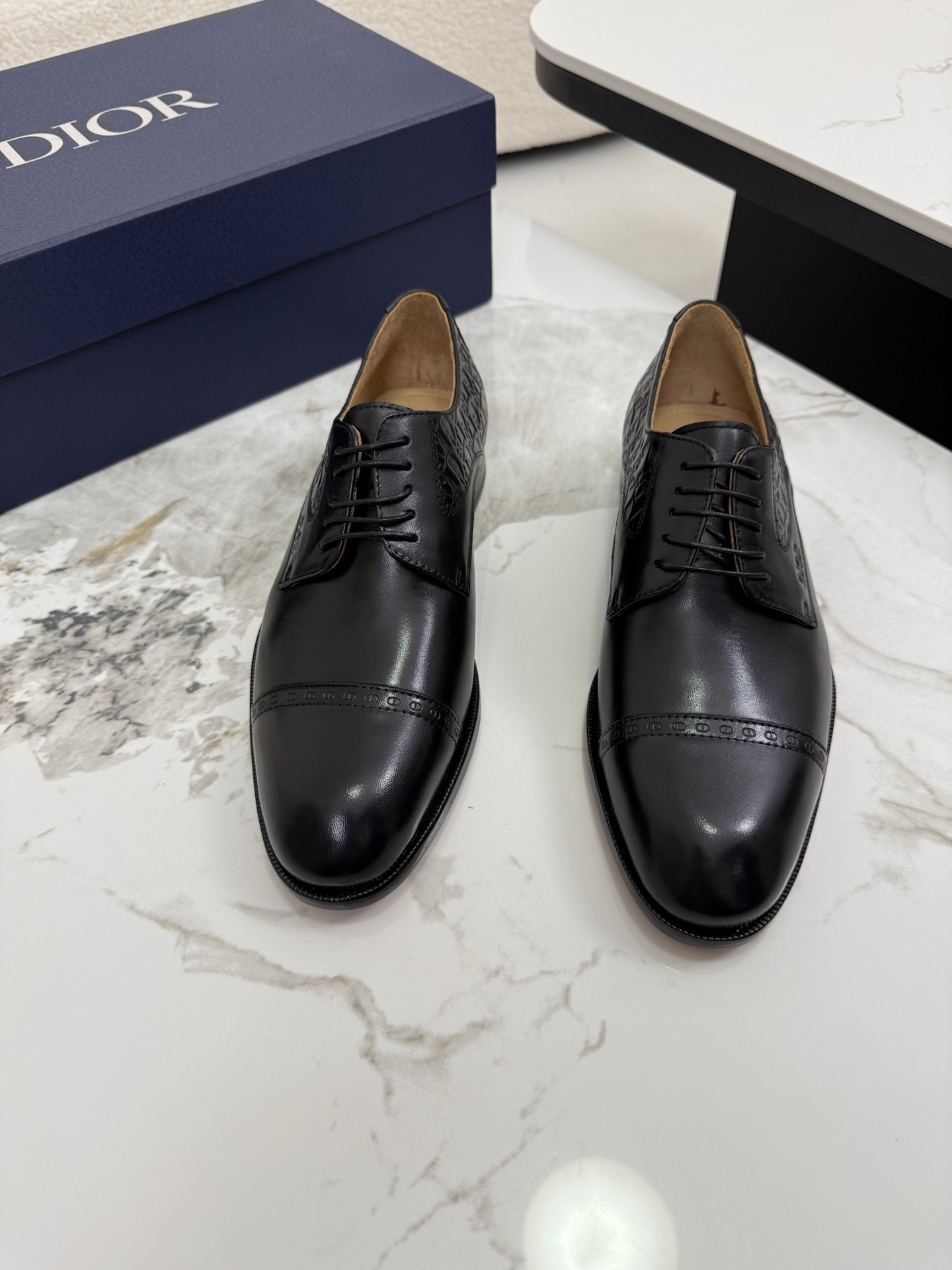 Dior shoe
