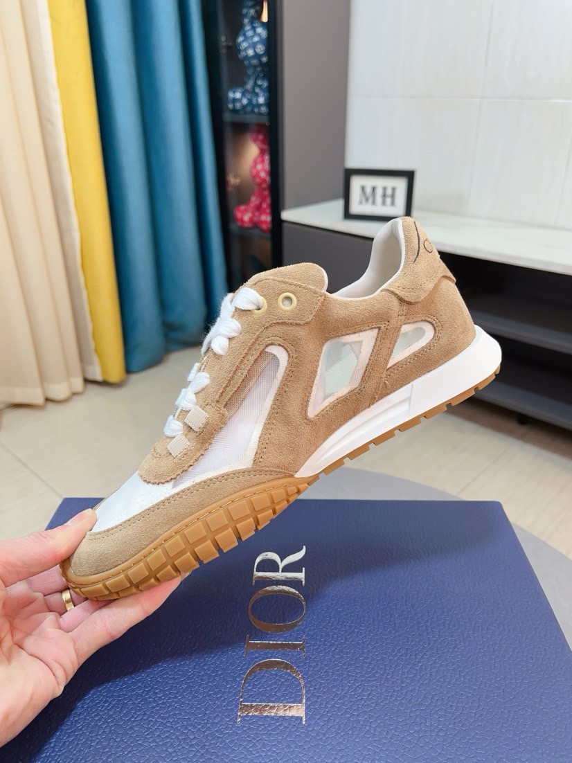 Dior shoe