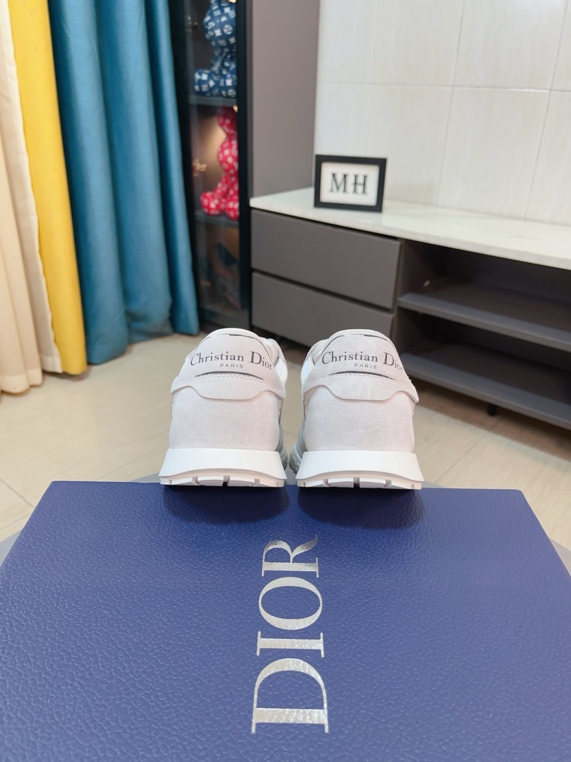 Dior shoe