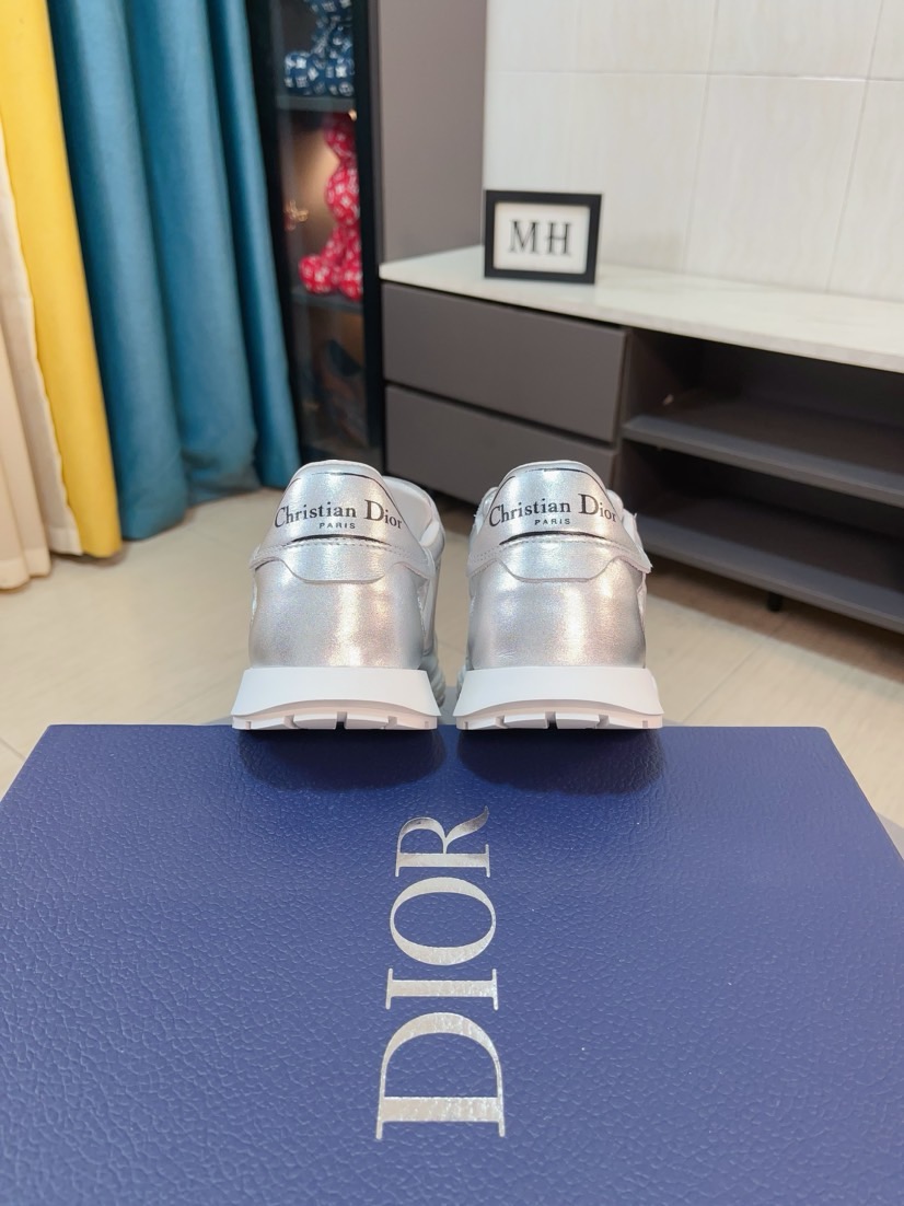 Dior shoe