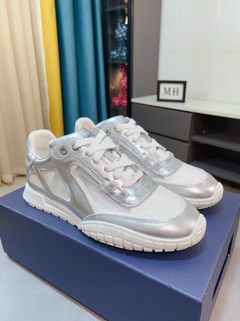 Dior shoe