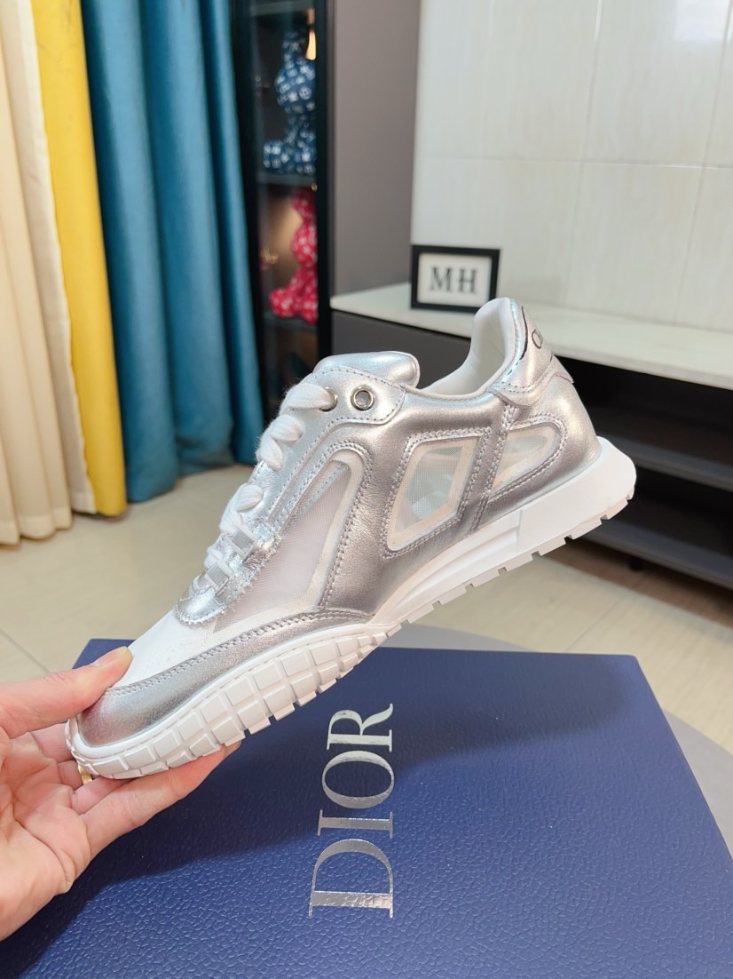 Dior shoe