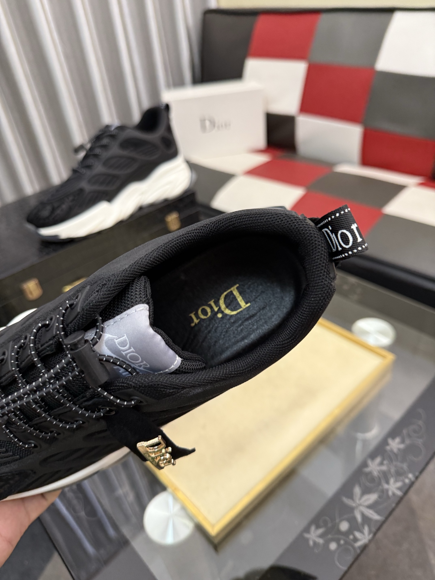 Dior