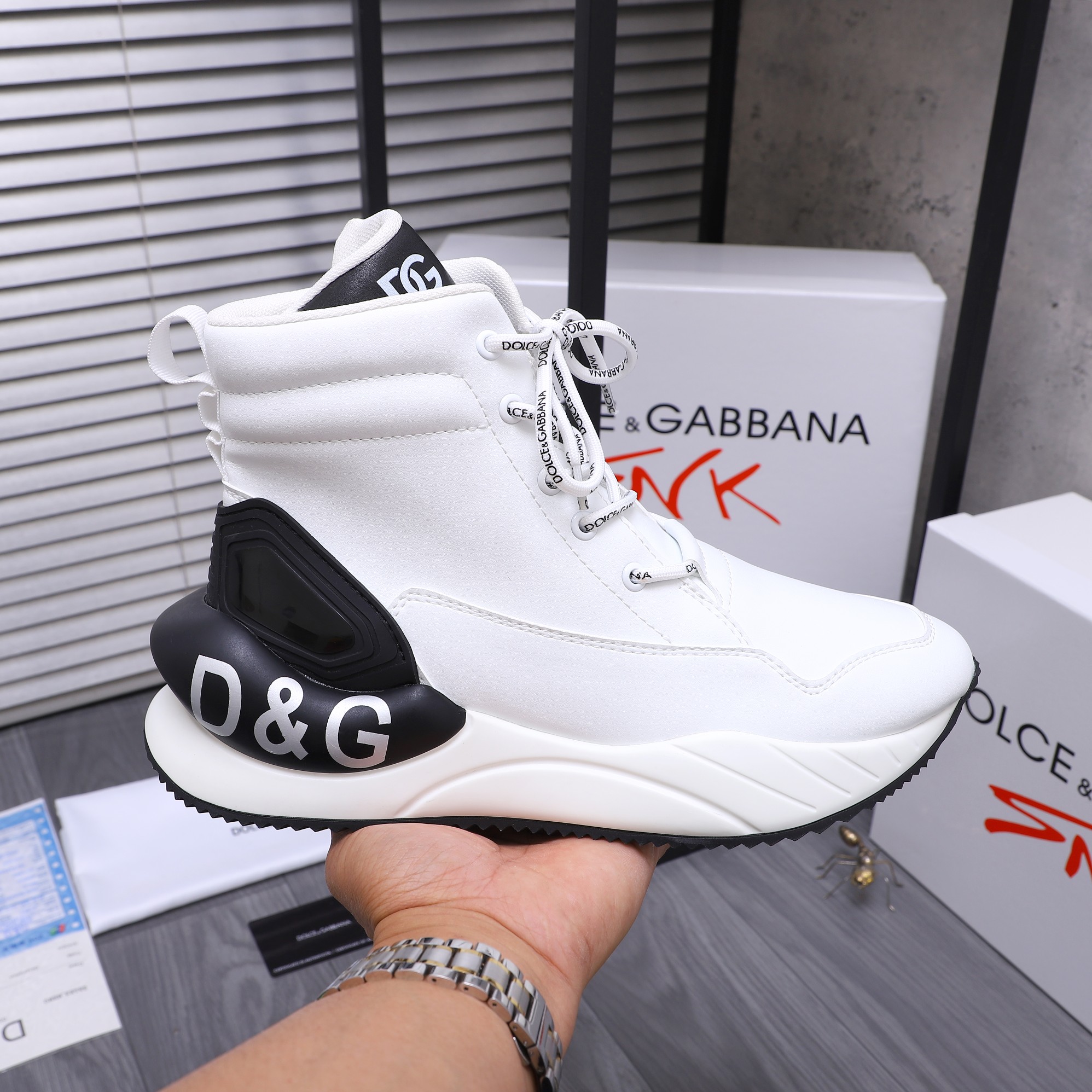 Dolce & Gabbana