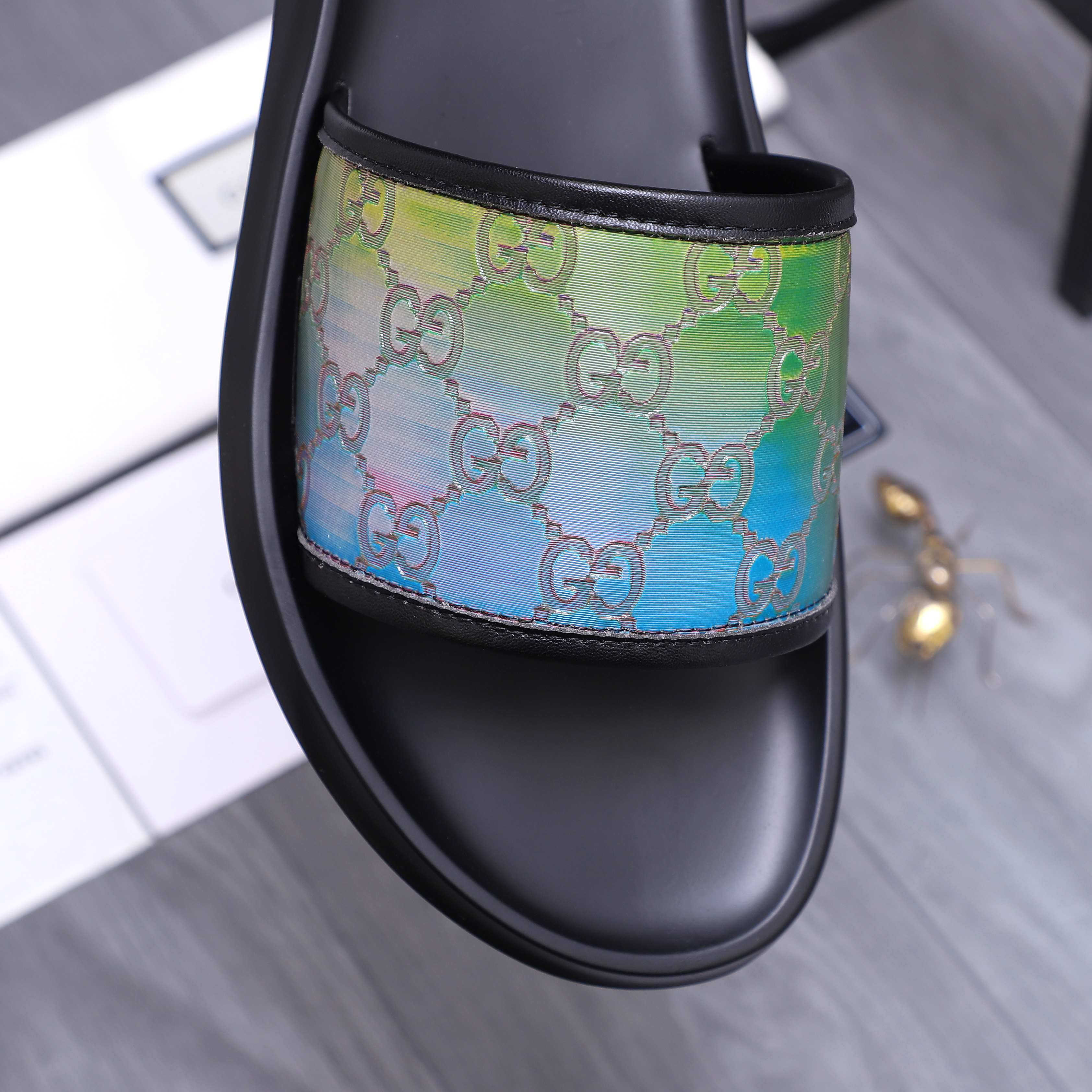 Gucci