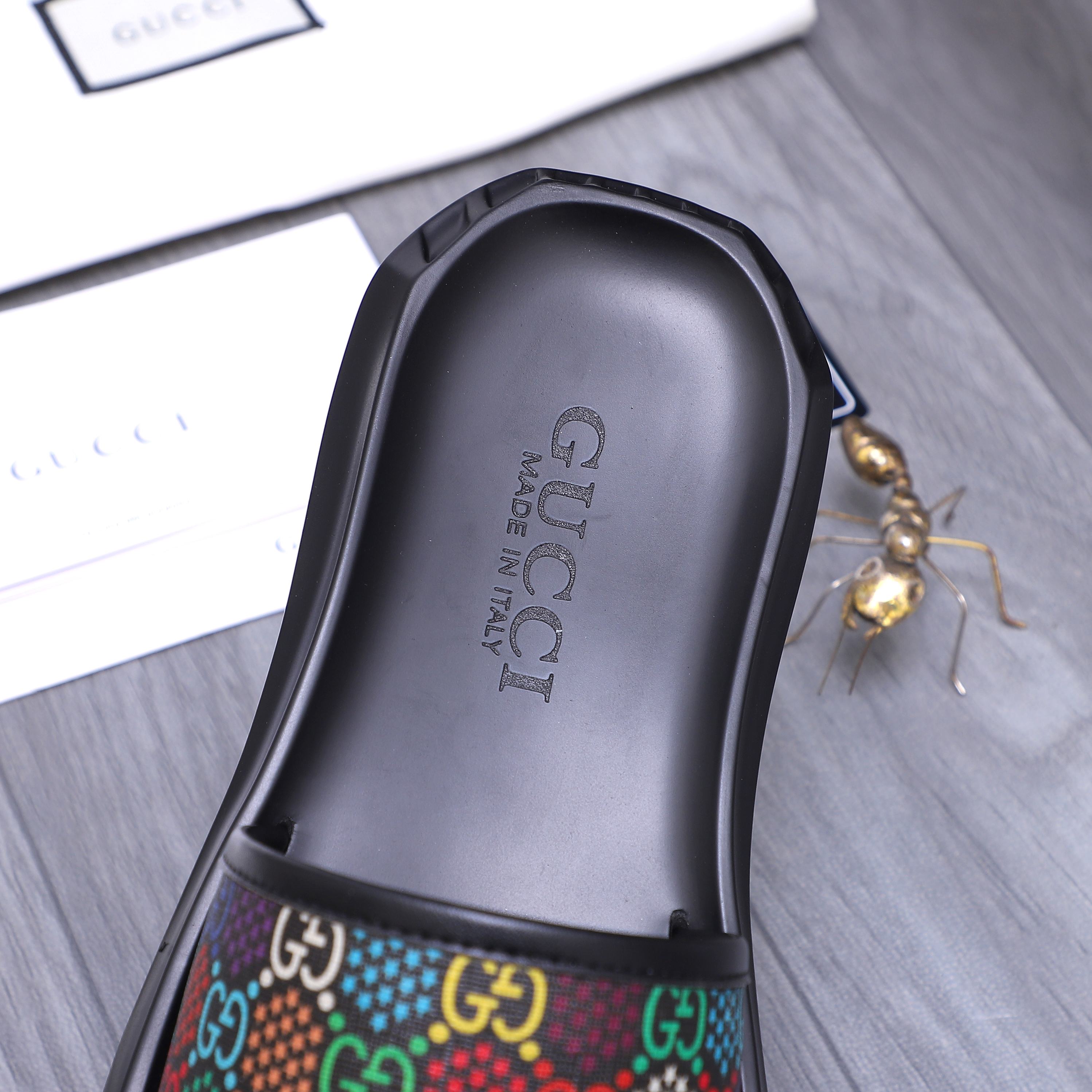 Gucci