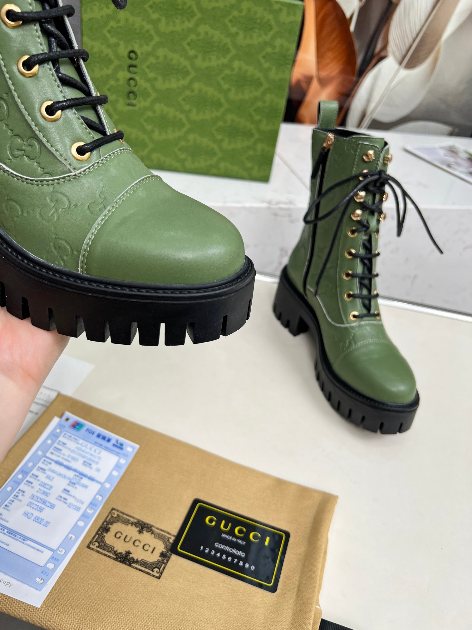 Gucci