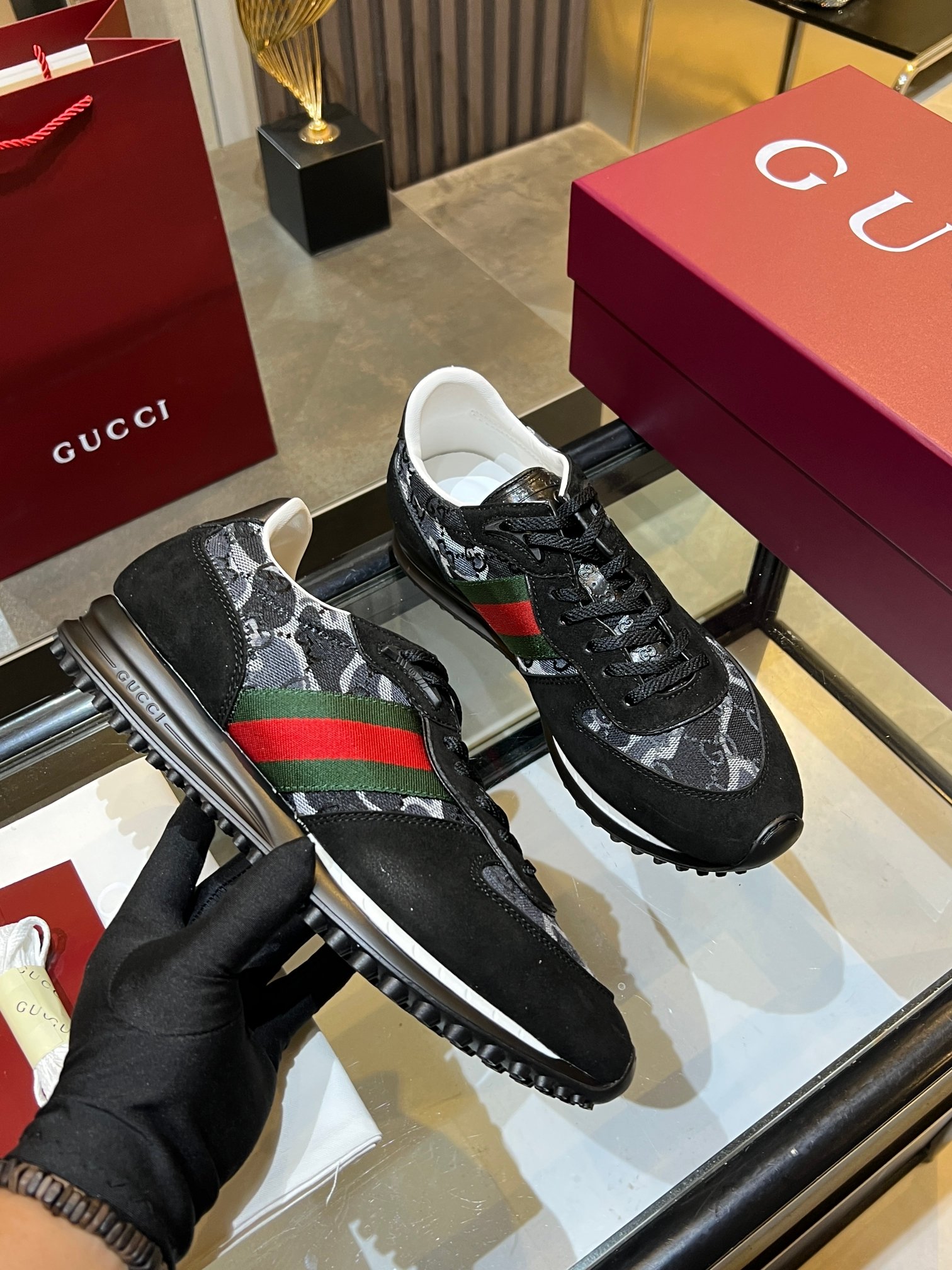 Gucci