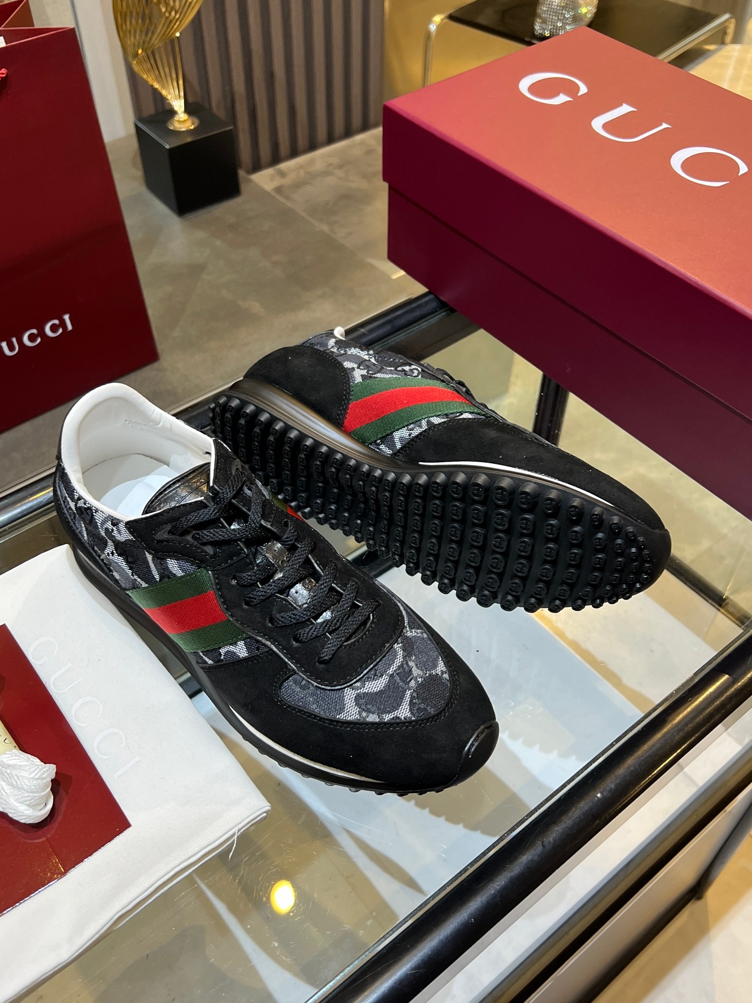 Gucci