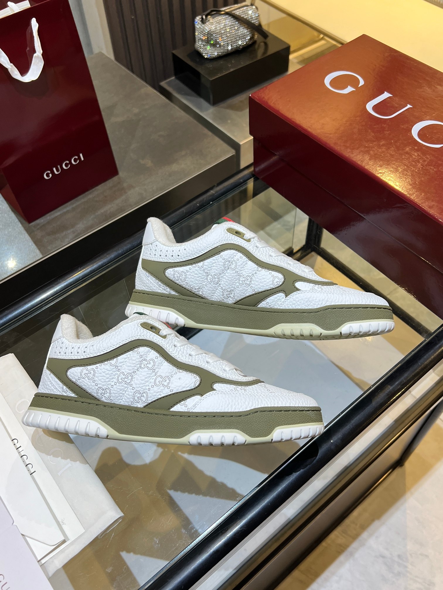 Gucci