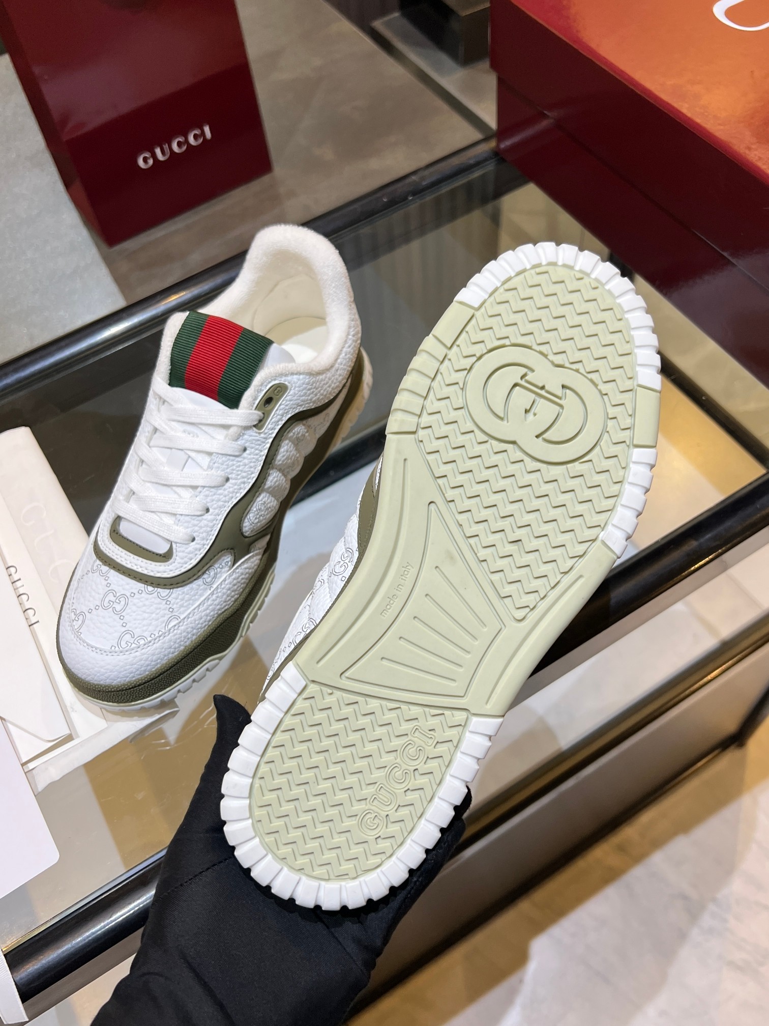 Gucci