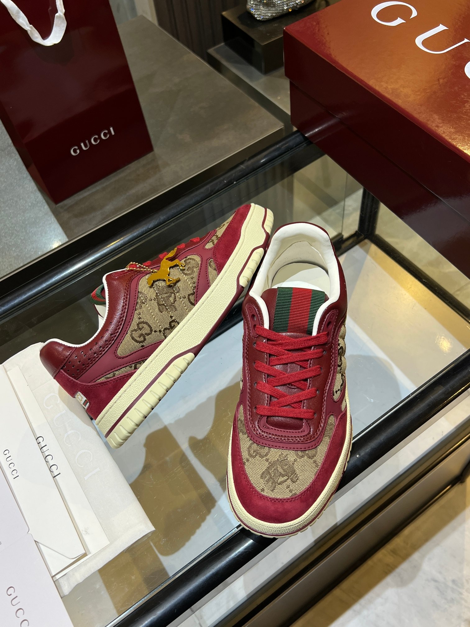 Gucci
