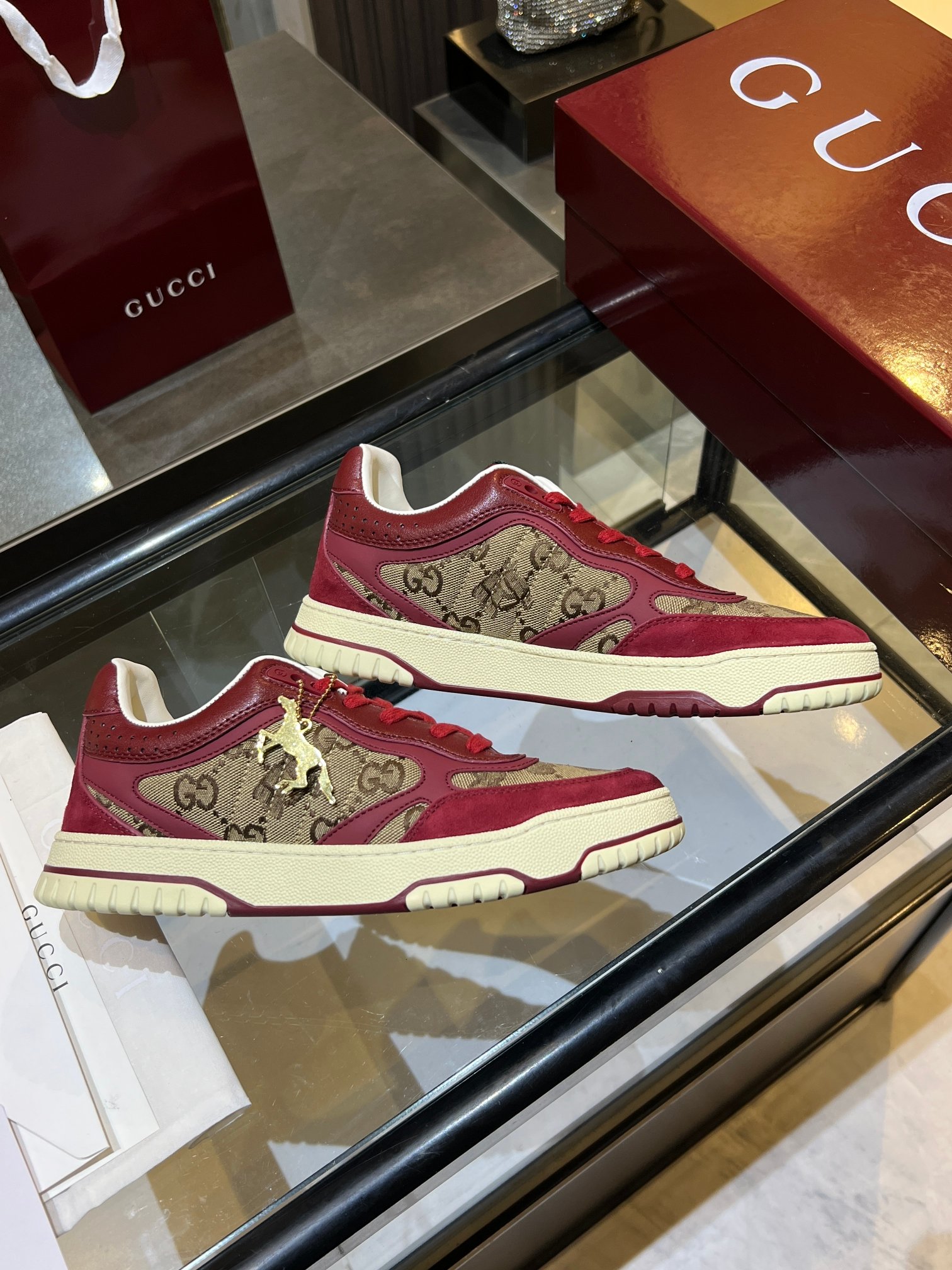 Gucci