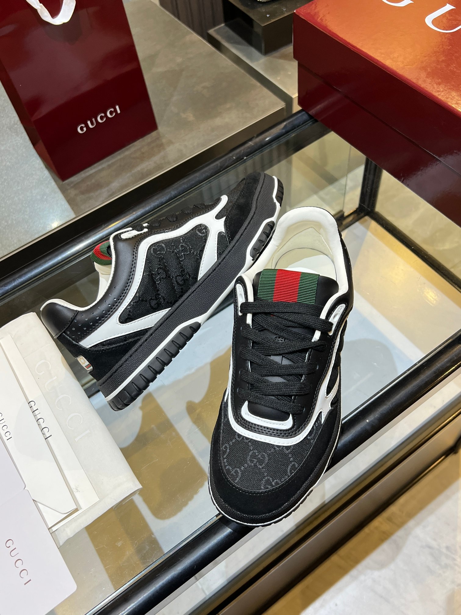 Gucci