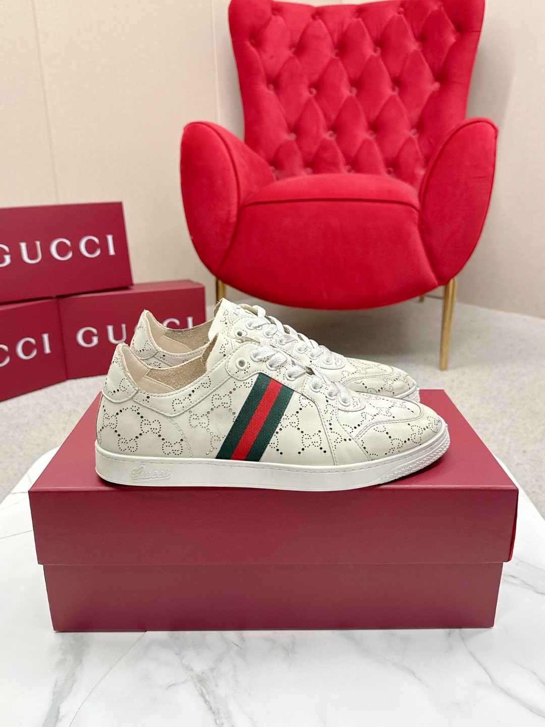 Gucci