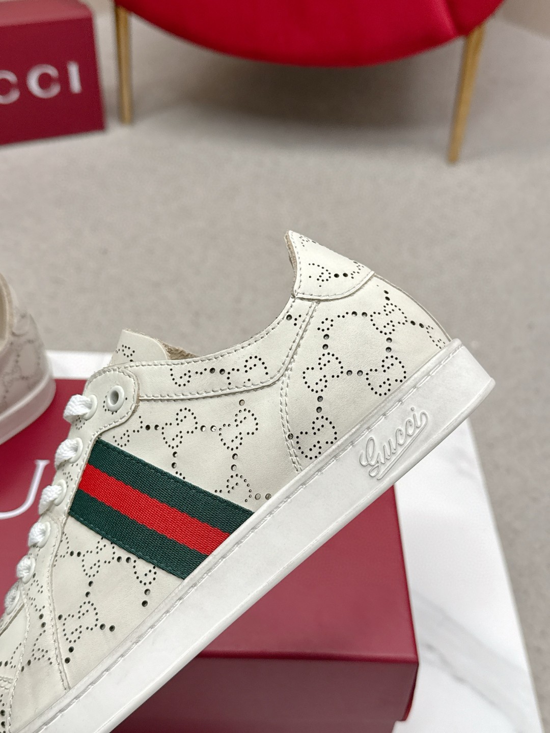 Gucci