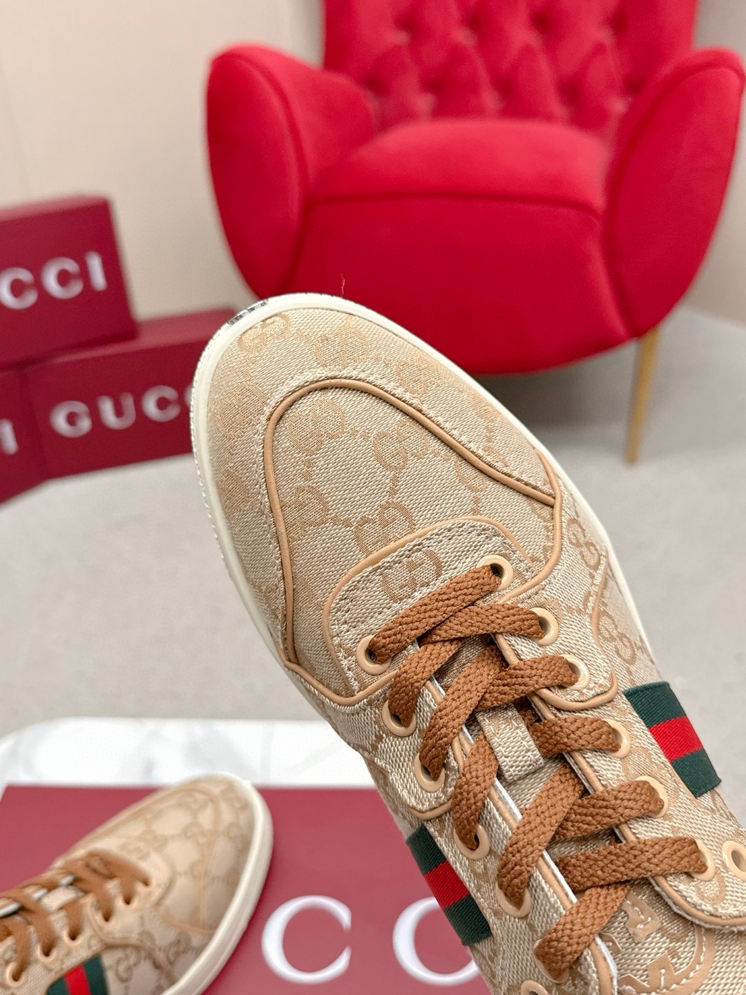 Gucci