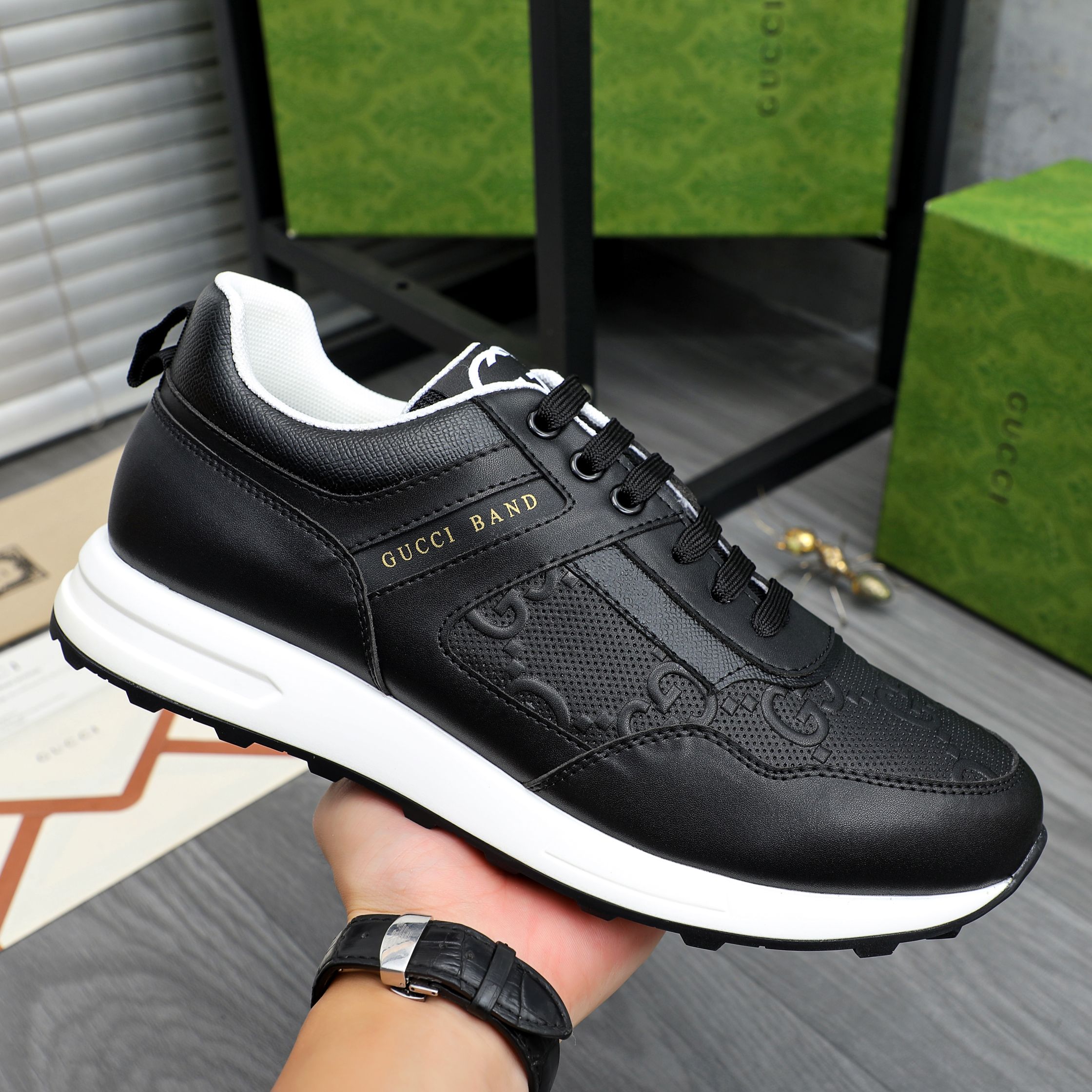 Gucci