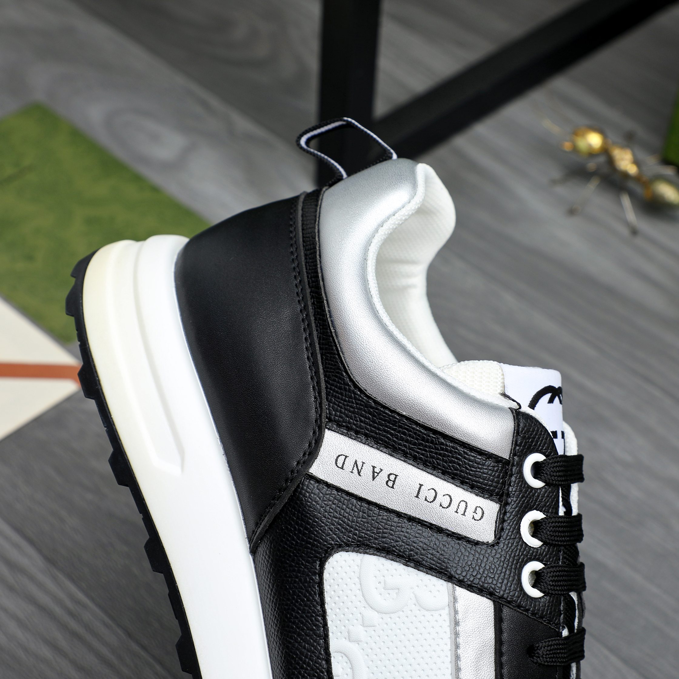 Gucci