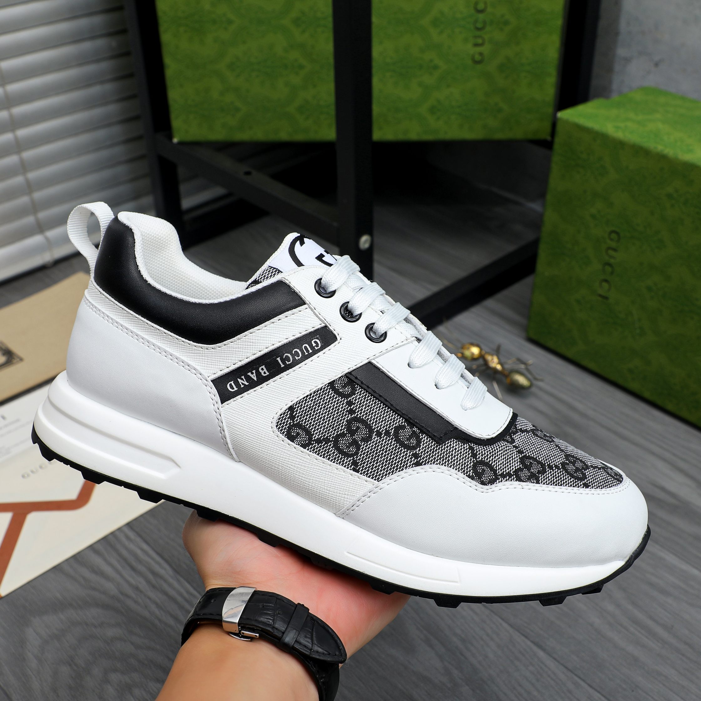 Gucci