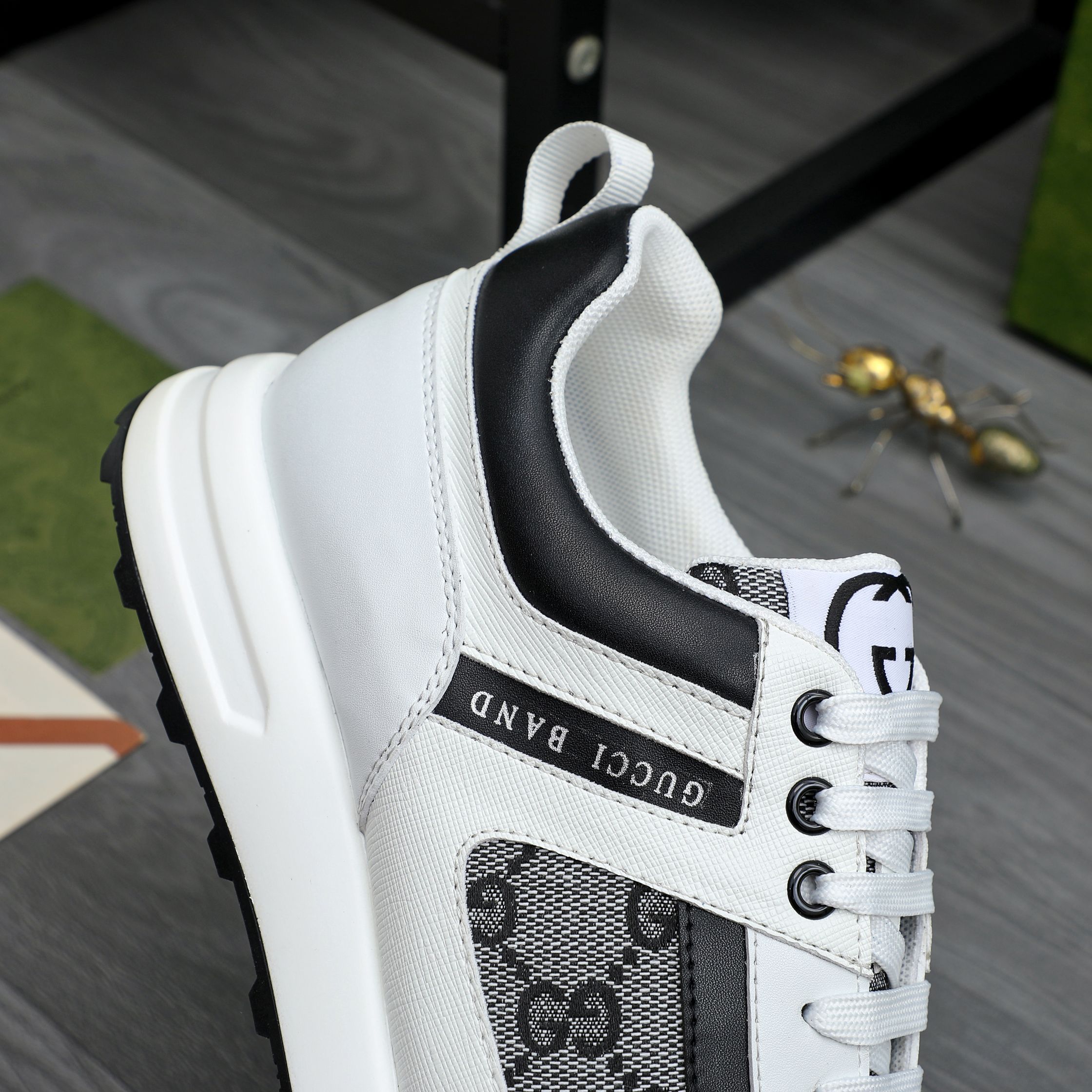 Gucci