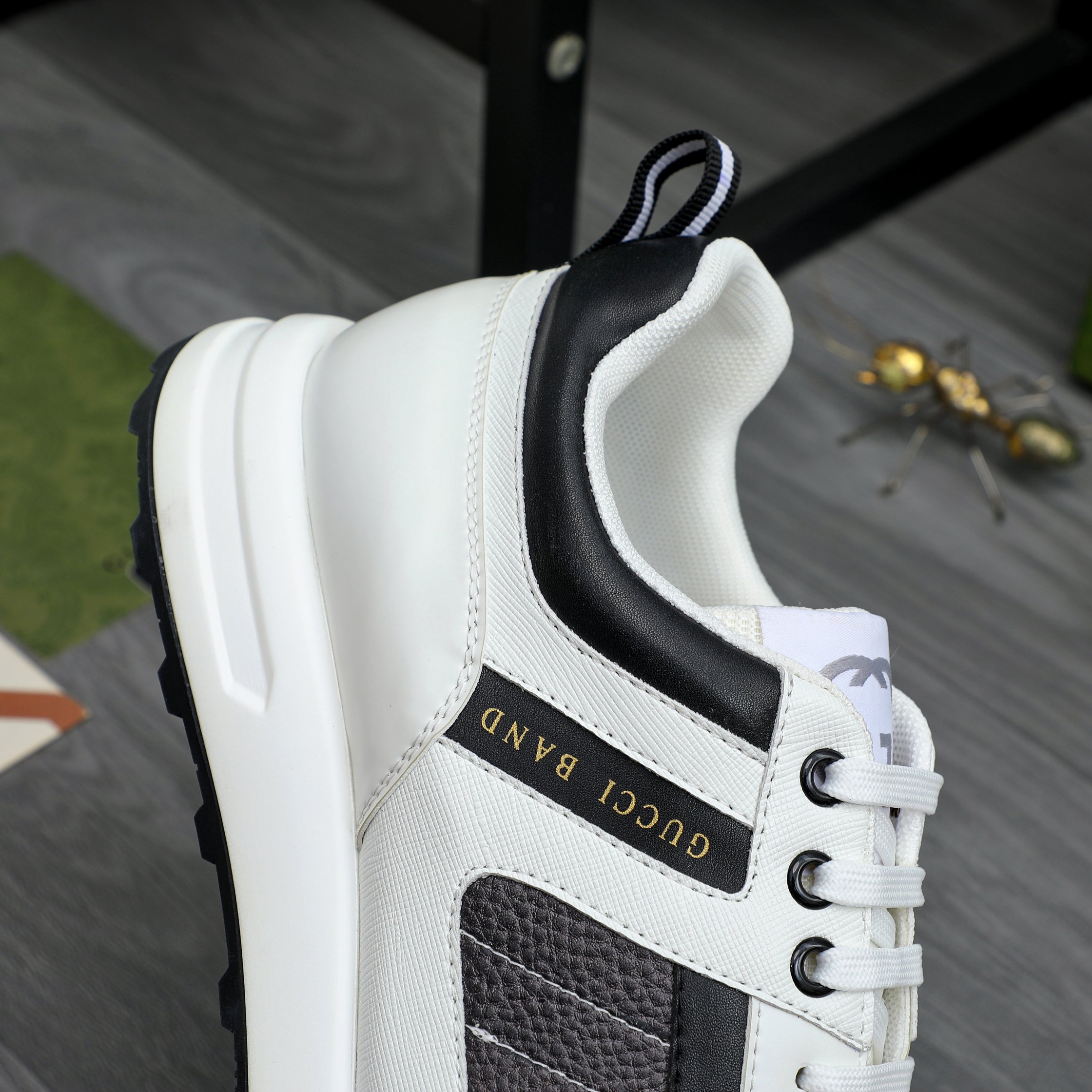 Gucci