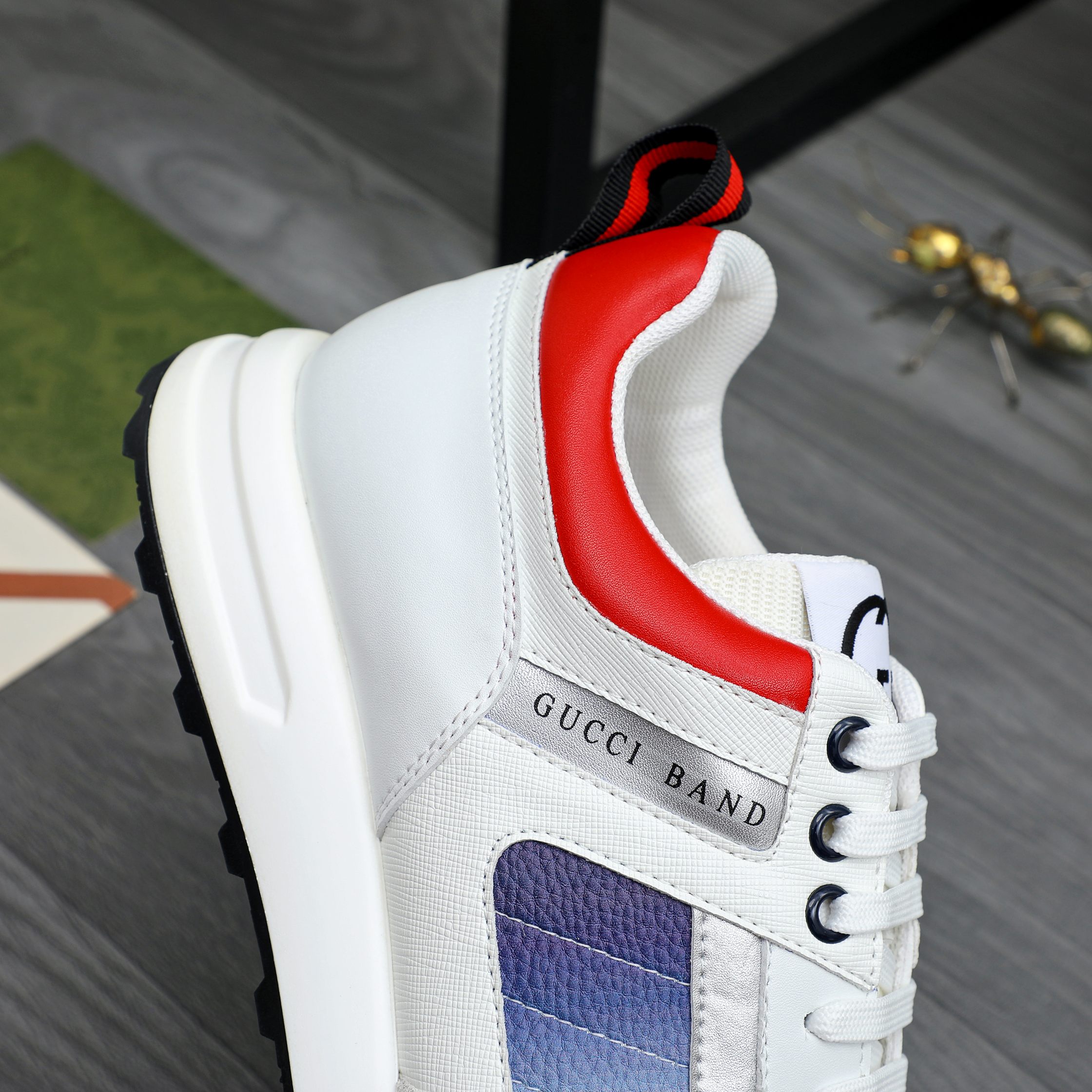 Gucci