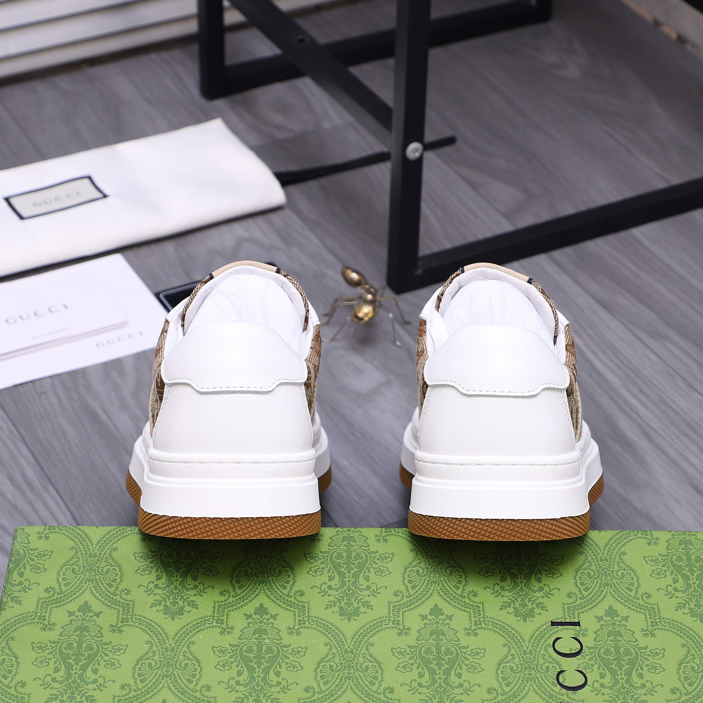 Gucci
