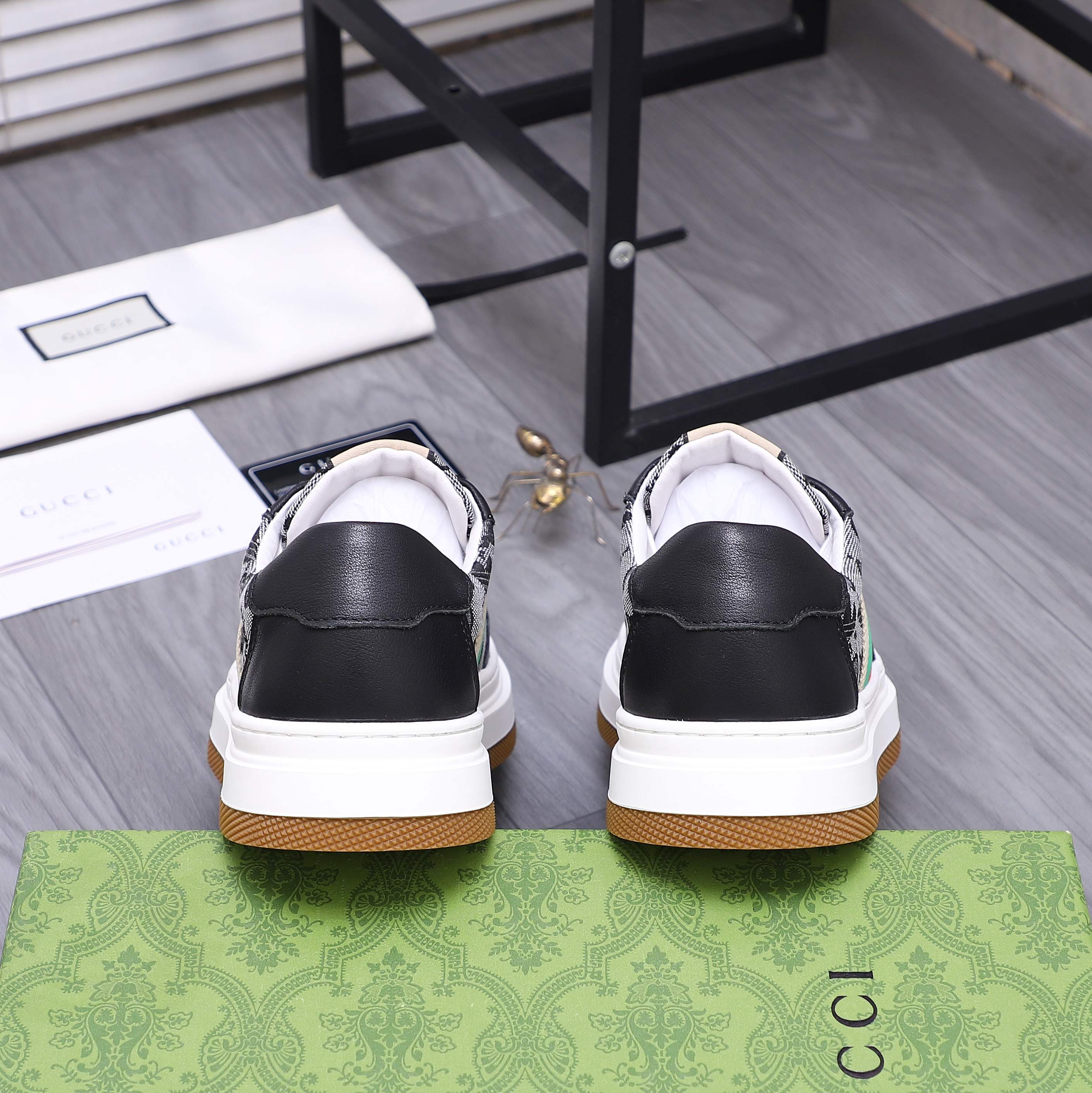 Gucci