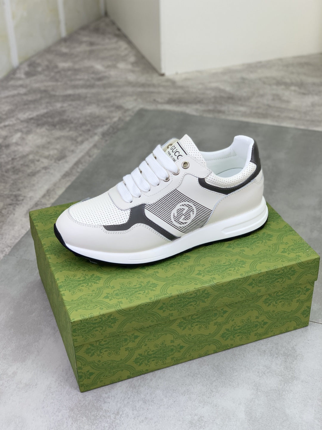 Gucci