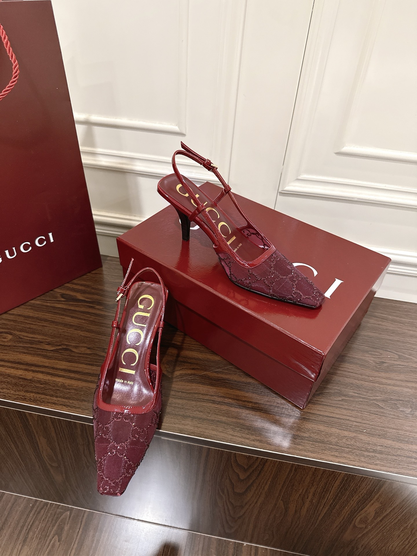 Gucci