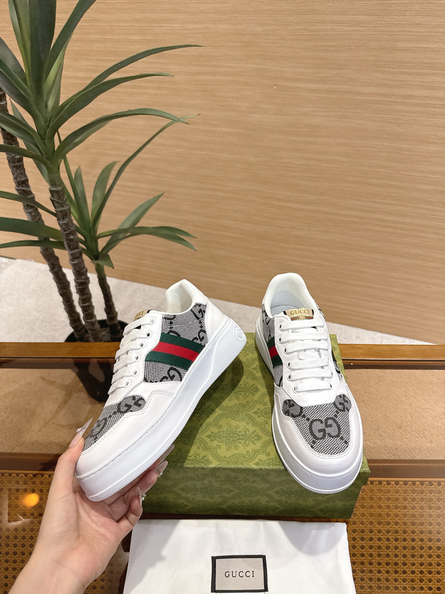 Gucci