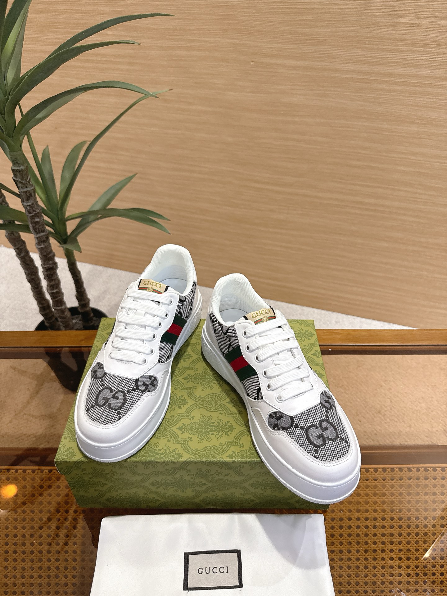 Gucci